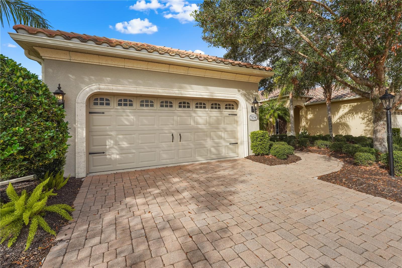 Image 4 of 72 For 7134 Westhill Court