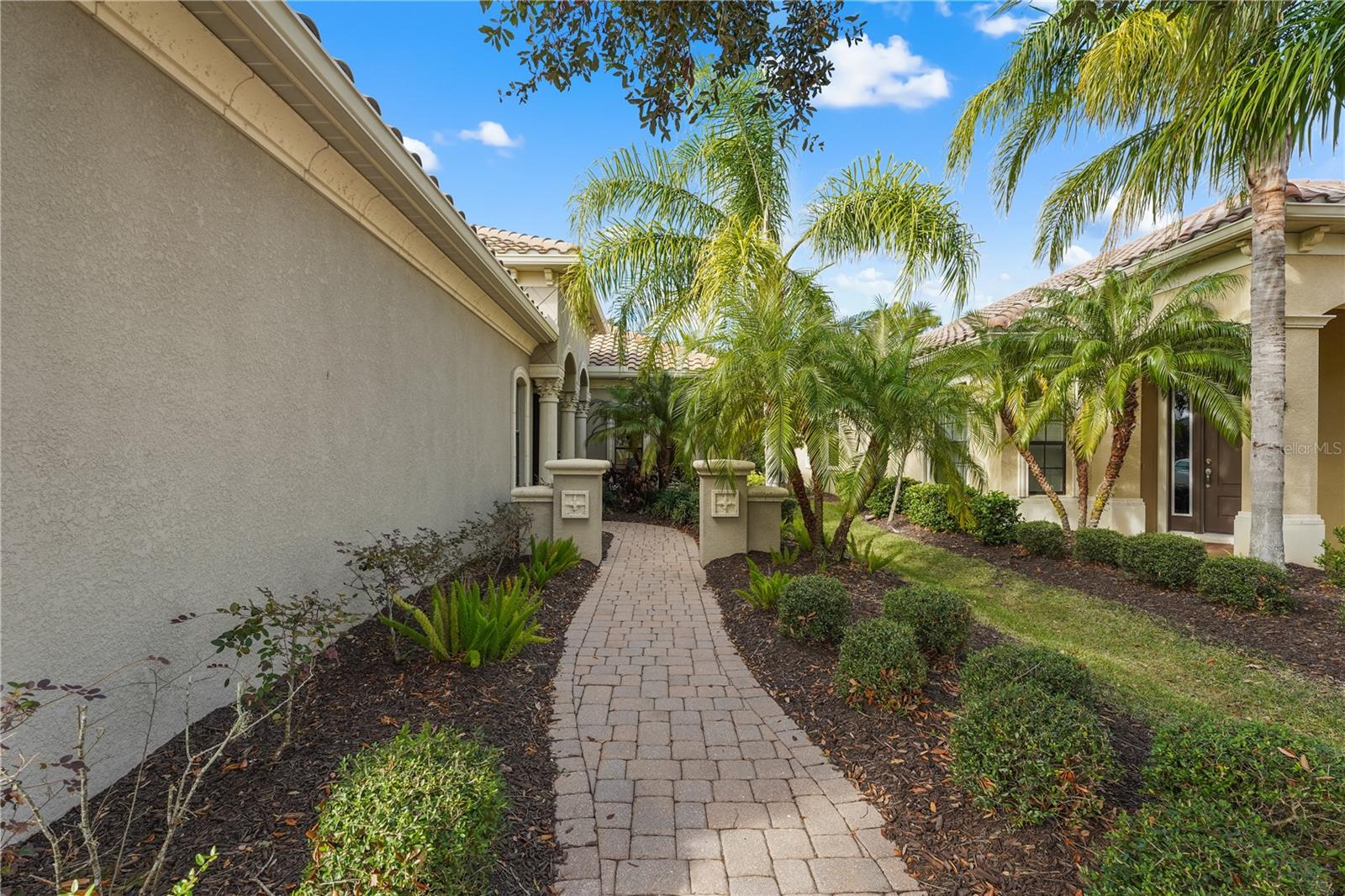 Image 5 of 72 For 7134 Westhill Court