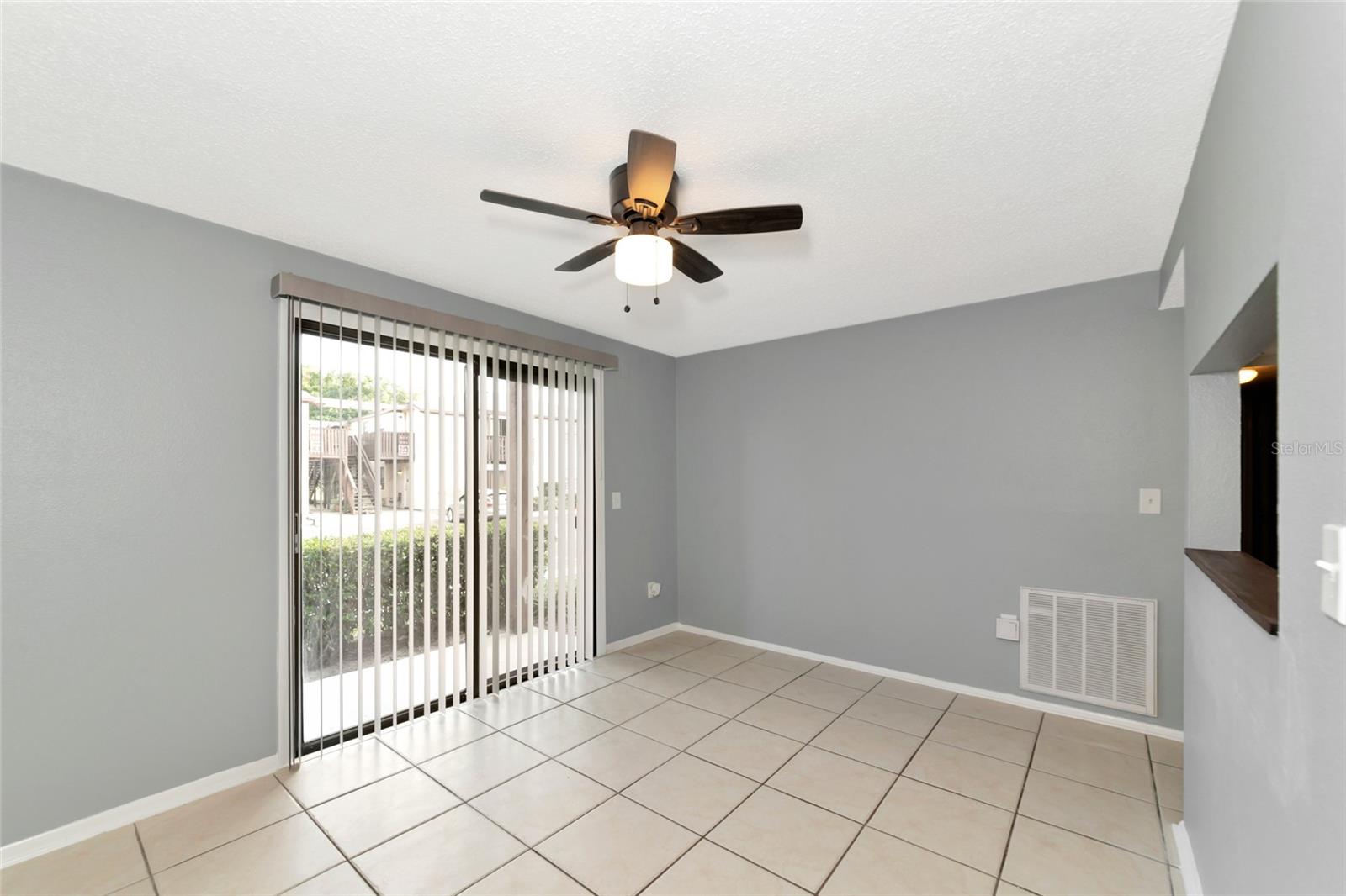 Image 4 of 18 For 5026 Water Oak Drive 109