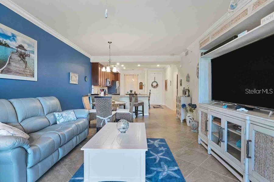 Image 4 of 19 For 17118 Vardon Terrace 305