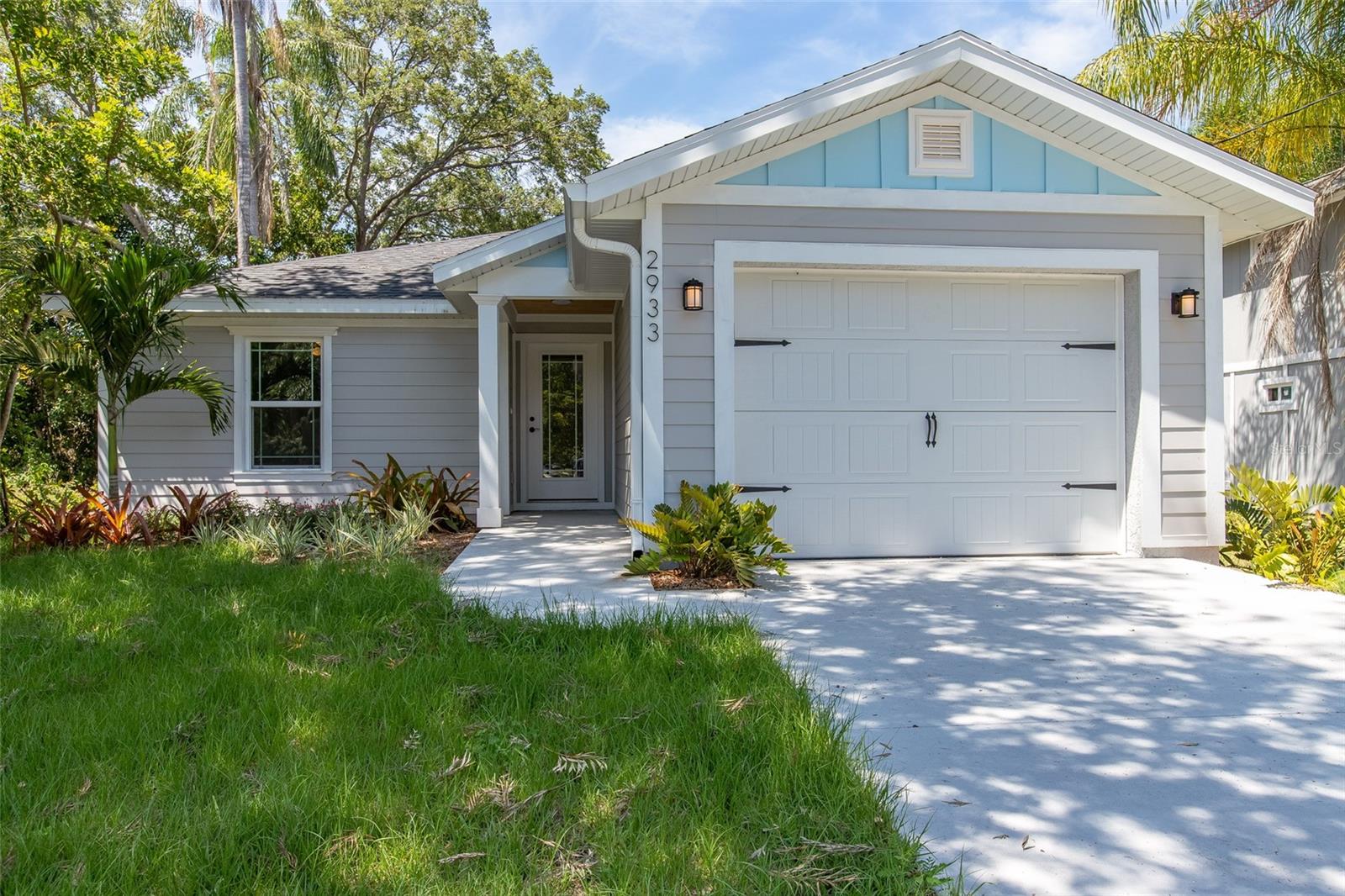 Details for 2933 Maiden Lane, SARASOTA, FL 34231