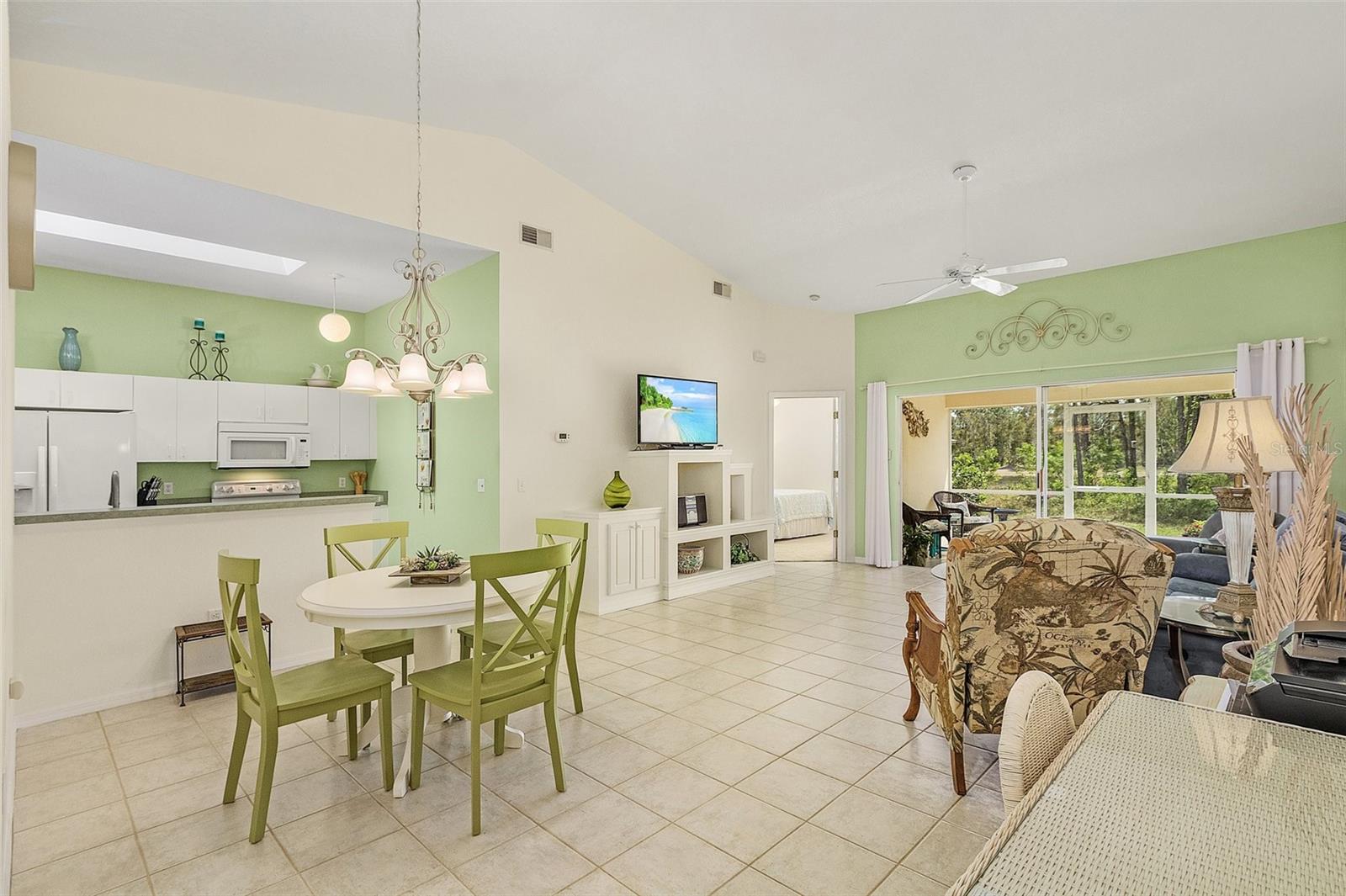 Image 4 of 38 For 308 Islamorada Boulevard
