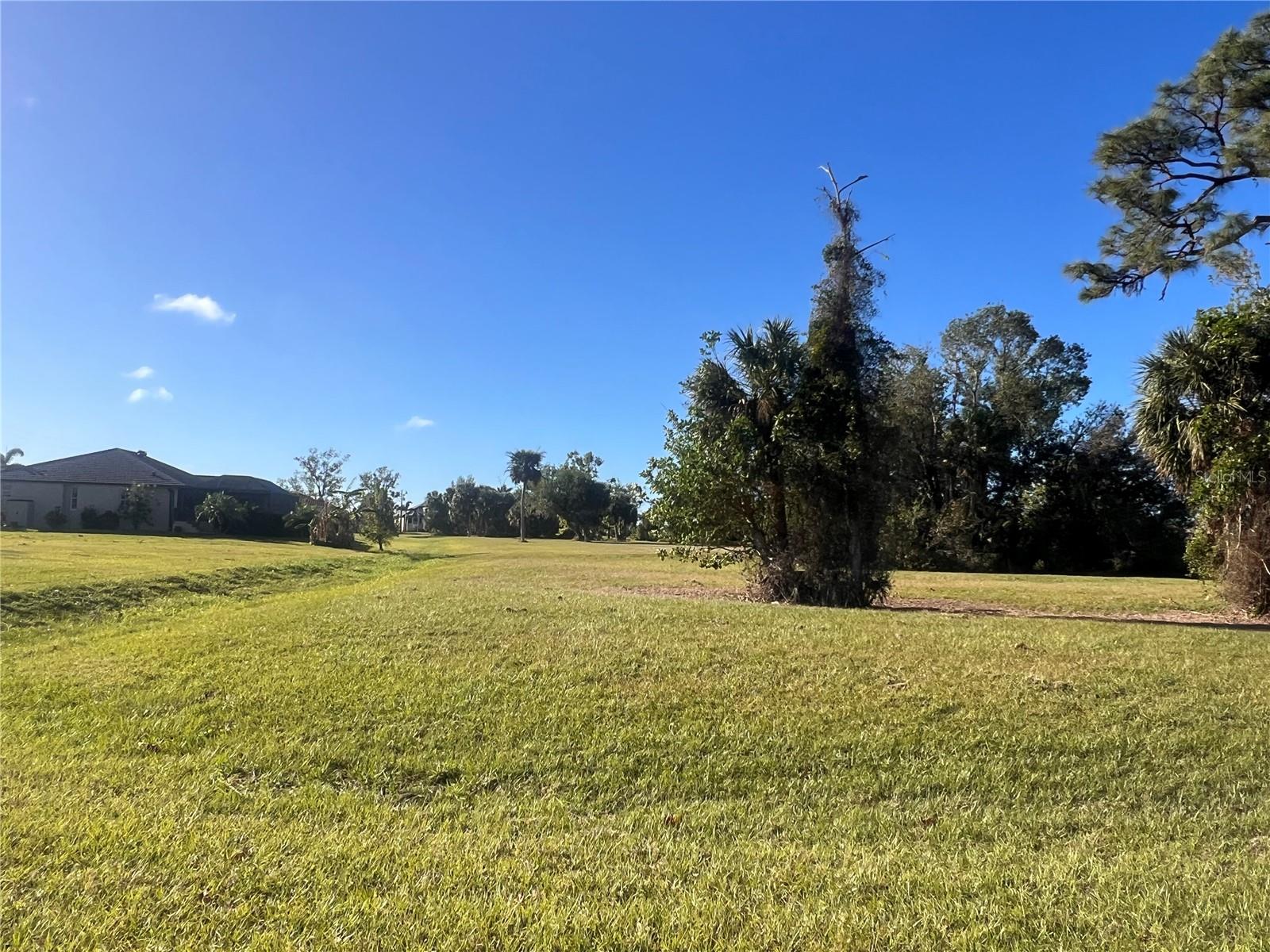 Image 4 of 17 For 16810 Acapulco Road