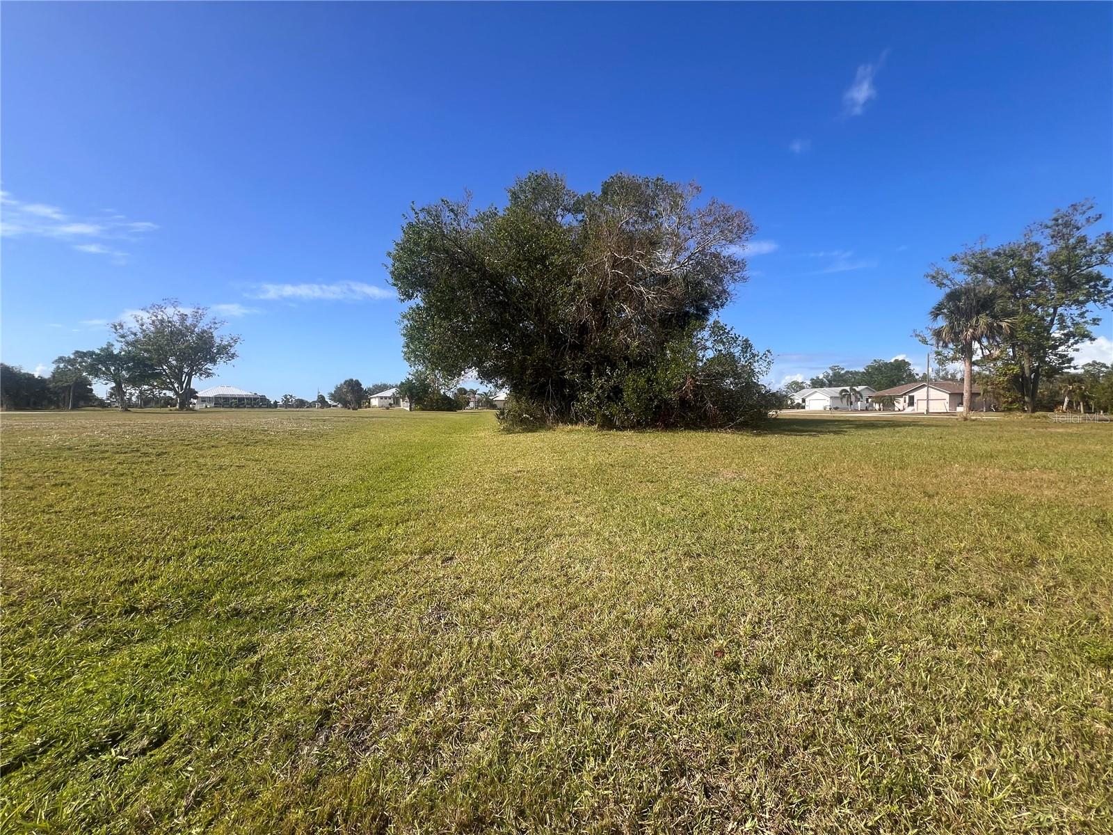Image 9 of 17 For 16810 Acapulco Road