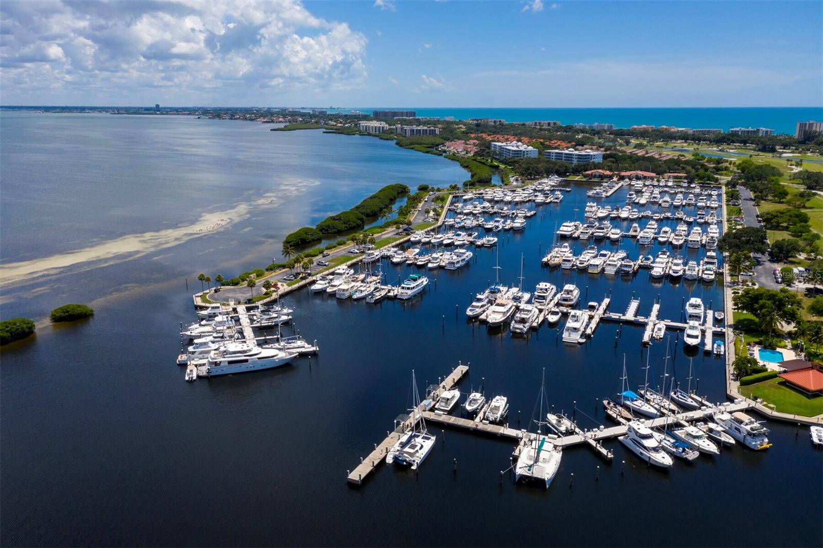 Listing photo id 46 for 2215 Harbourside Drive 304