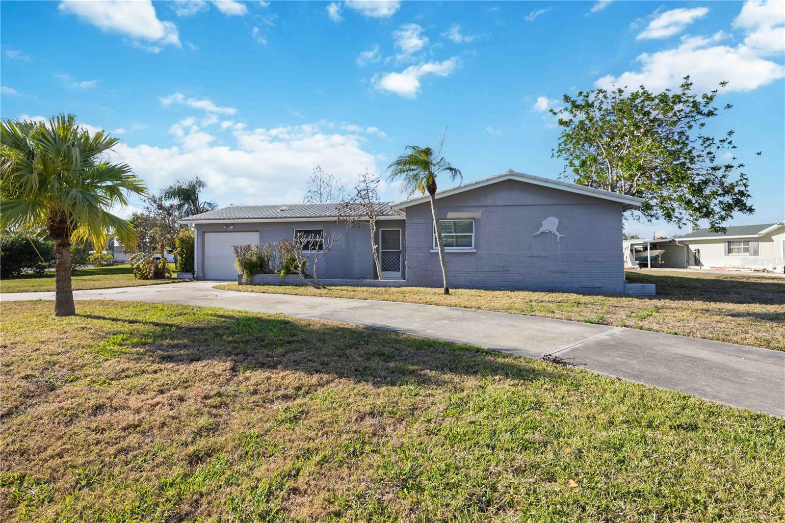 Image 3 of 40 For 806 Arlington Road