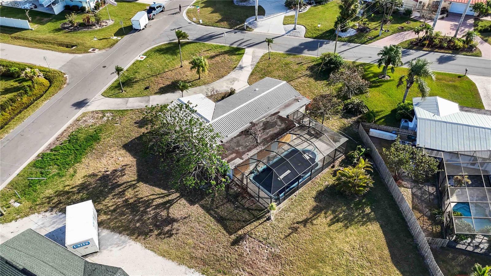 Image 42 of 76 For 806 Arlington Road
