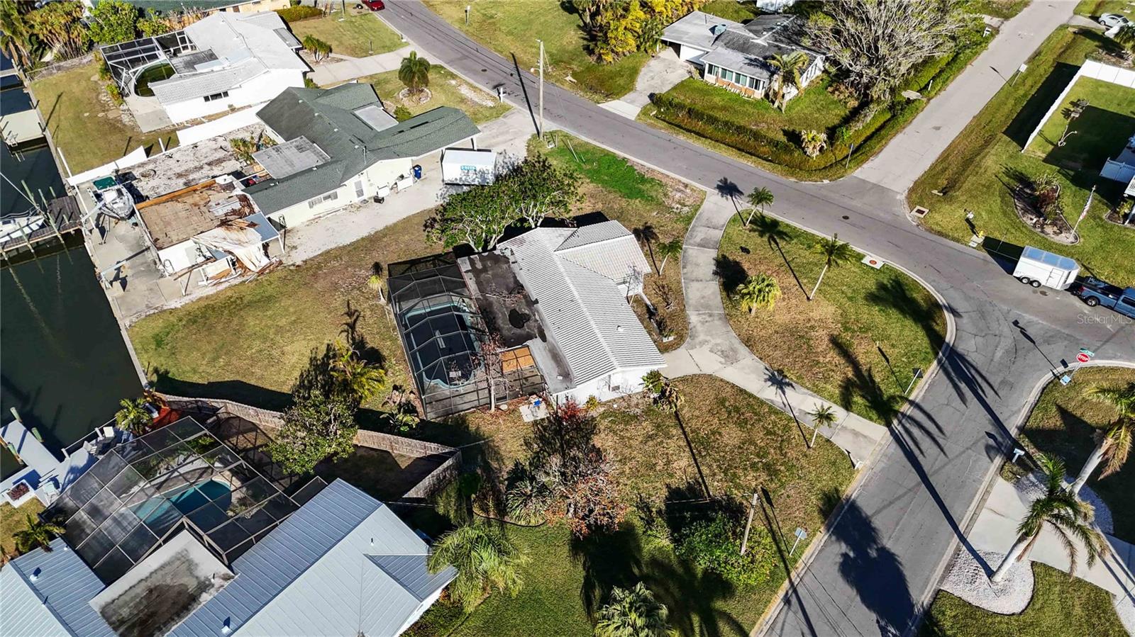 Image 49 of 76 For 806 Arlington Road
