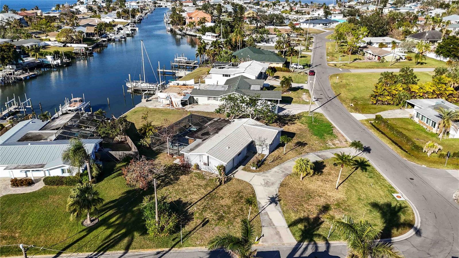 Image 57 of 76 For 806 Arlington Road