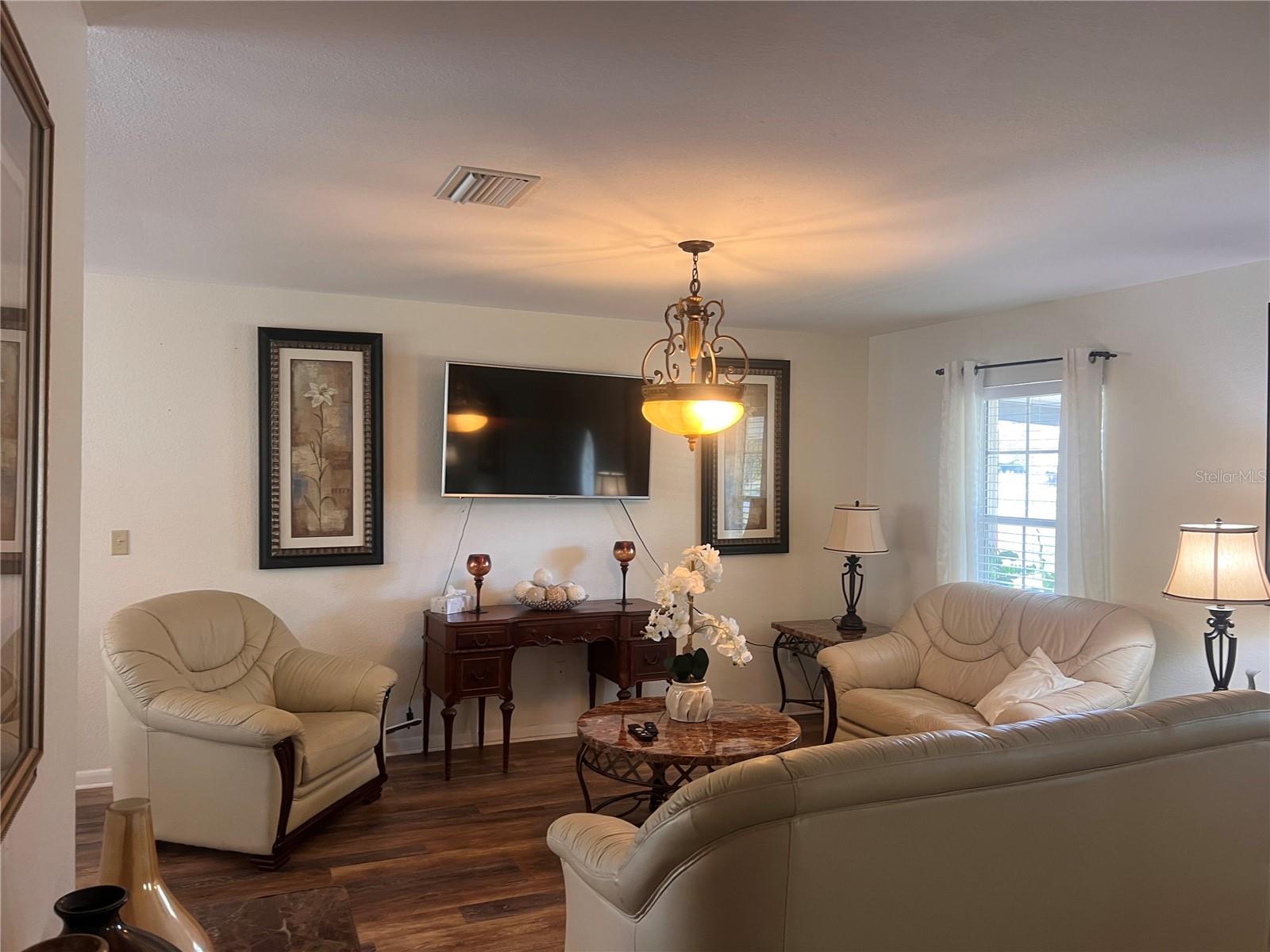 Image 6 of 26 For 1173 Harbor Boulevard