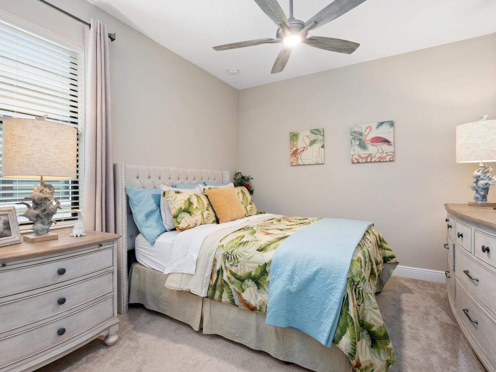 Image 17 of 47 For 4925 Surfside Circle