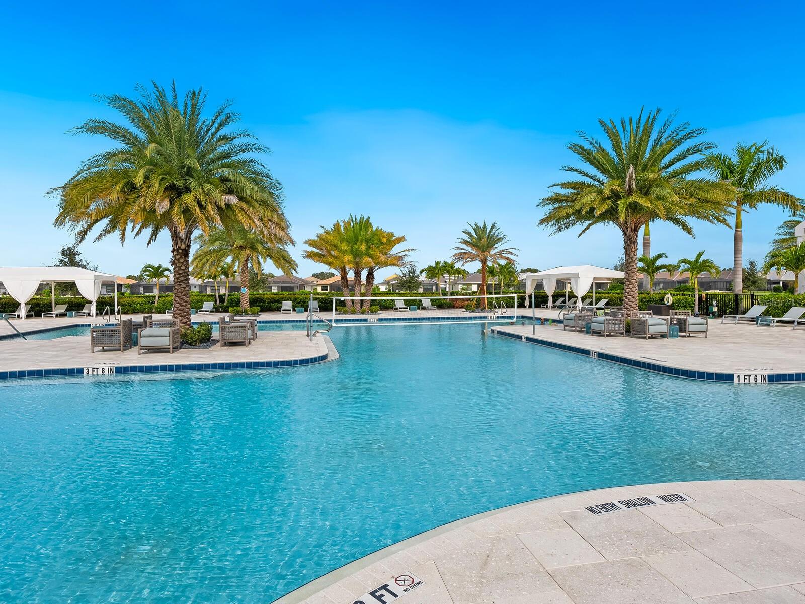 Image 42 of 47 For 4925 Surfside Circle
