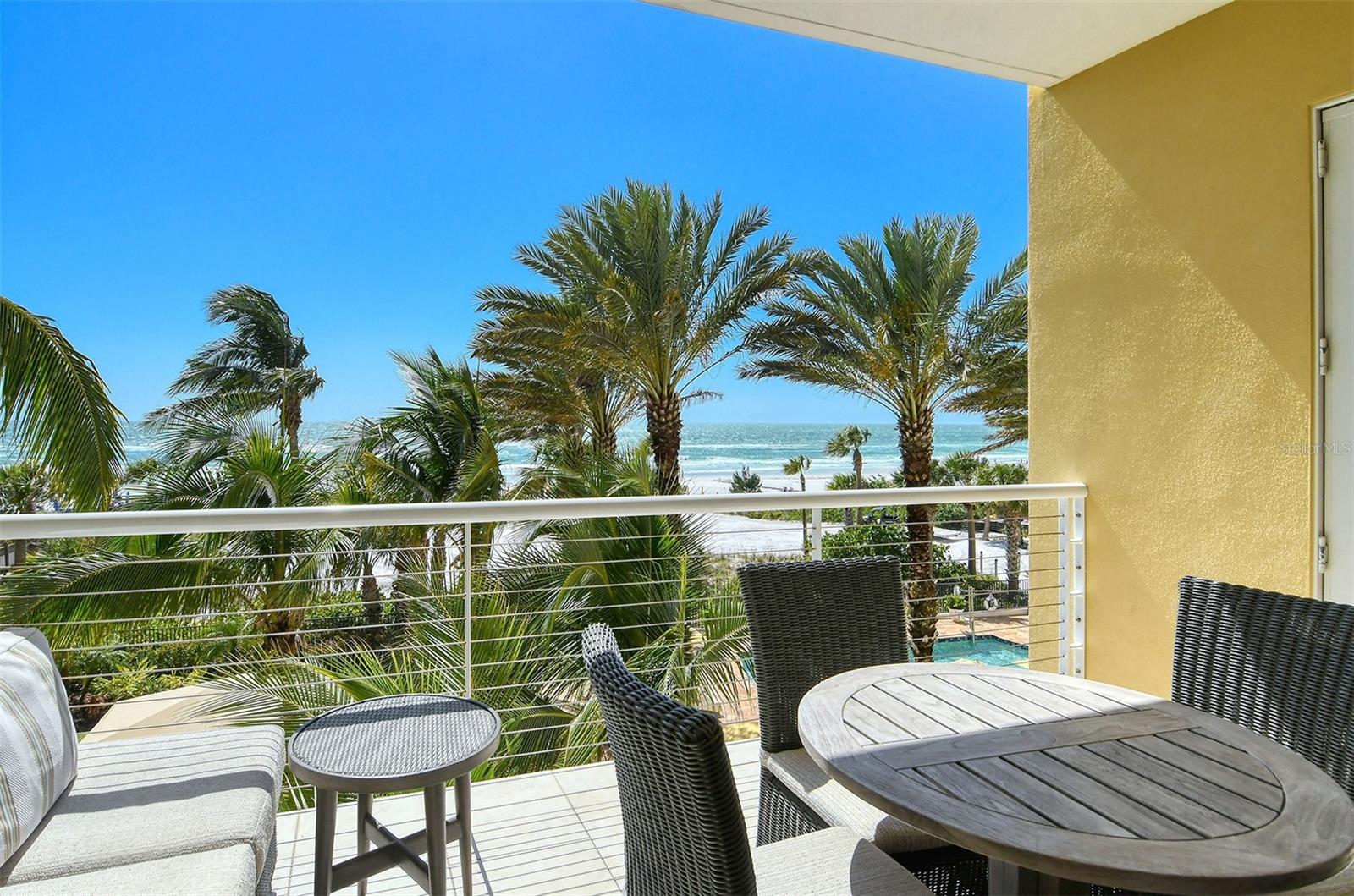 Image 4 of 48 For 915 Seaside Drive 613, Weeks