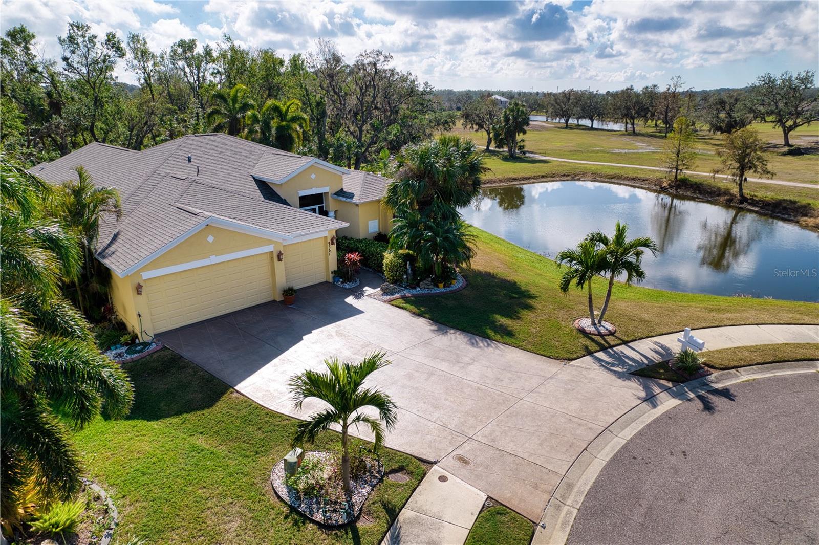 Details for 9351 Raes Creek Place, PALMETTO, FL 34221