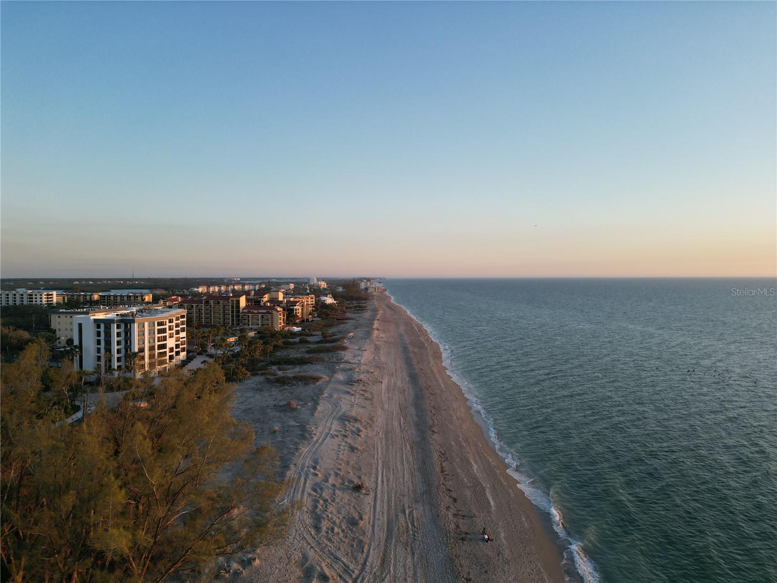 Image 27 of 30 For 8534 Heron Lagoon Circle