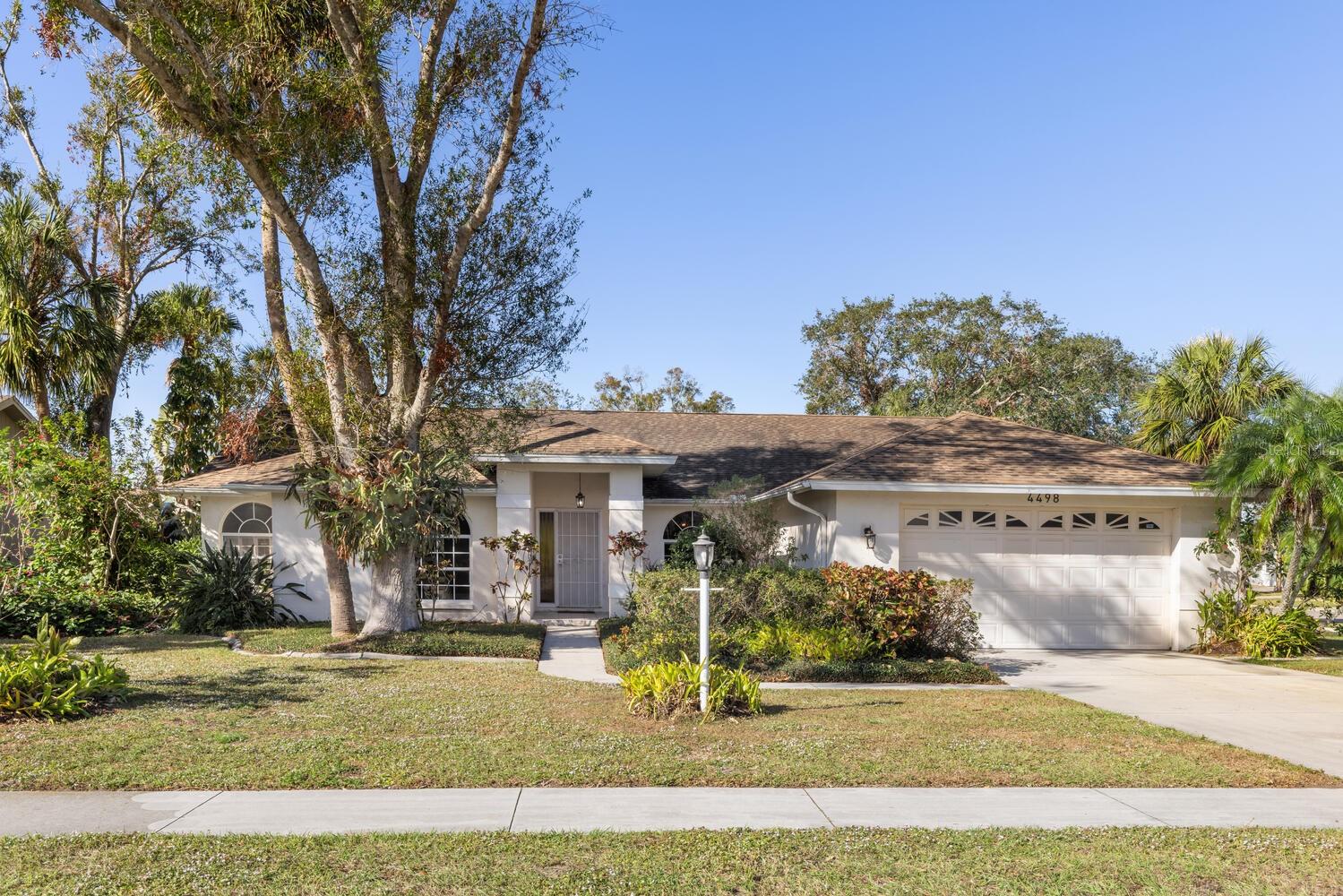 Details for 4498 Diamond Circle E, SARASOTA, FL 34233