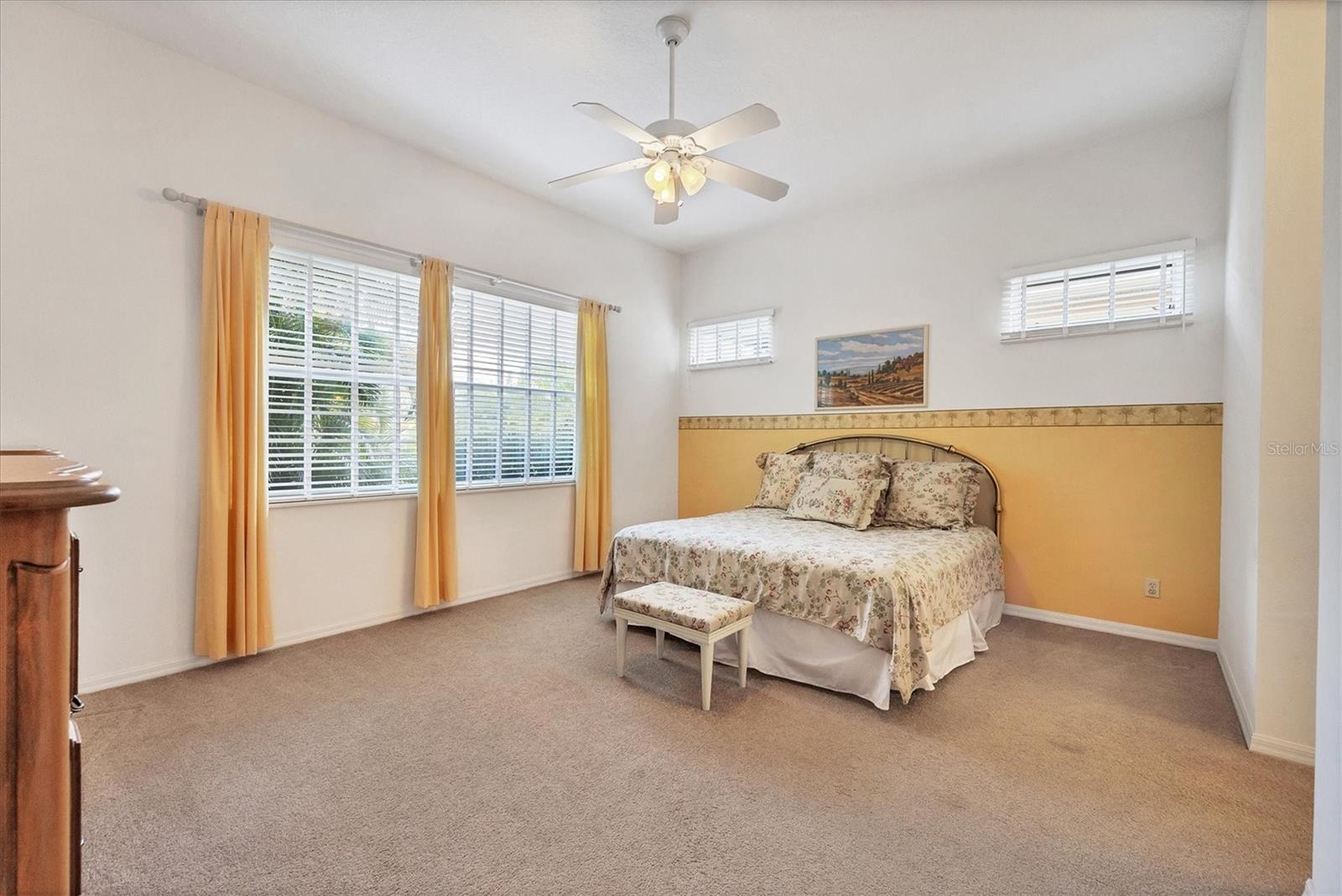 Image 13 of 41 For 6847 Bay Hill Drive
