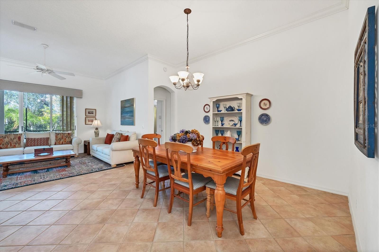 Image 6 of 41 For 6847 Bay Hill Drive