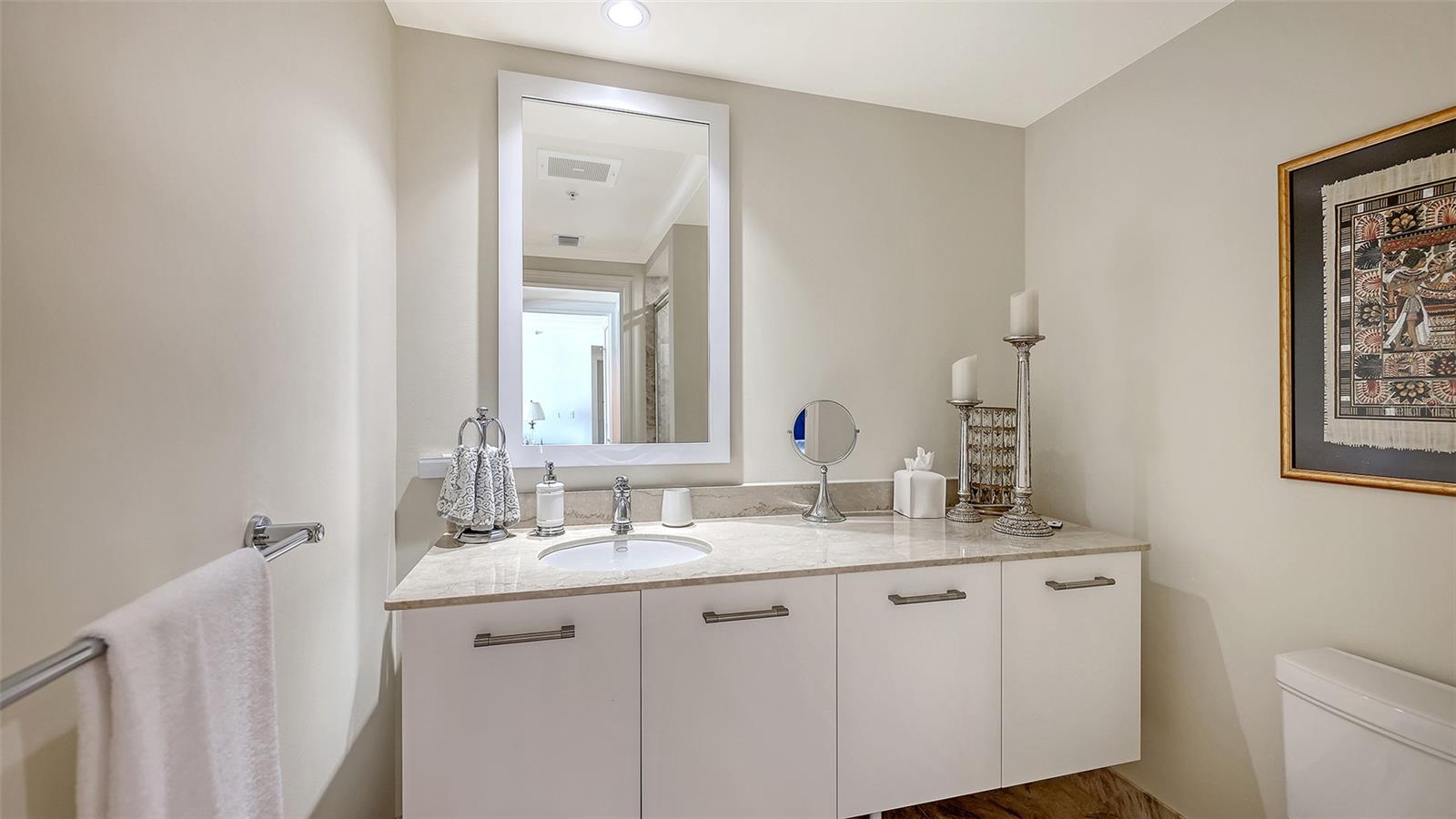 Image 24 of 48 For 1350 Main Street 1007