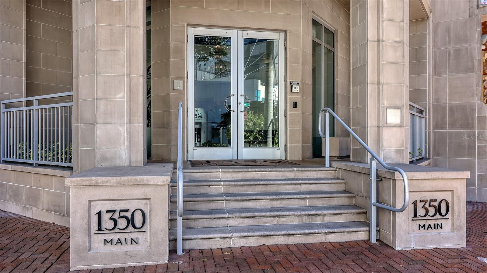 Image 28 of 48 For 1350 Main Street 1007