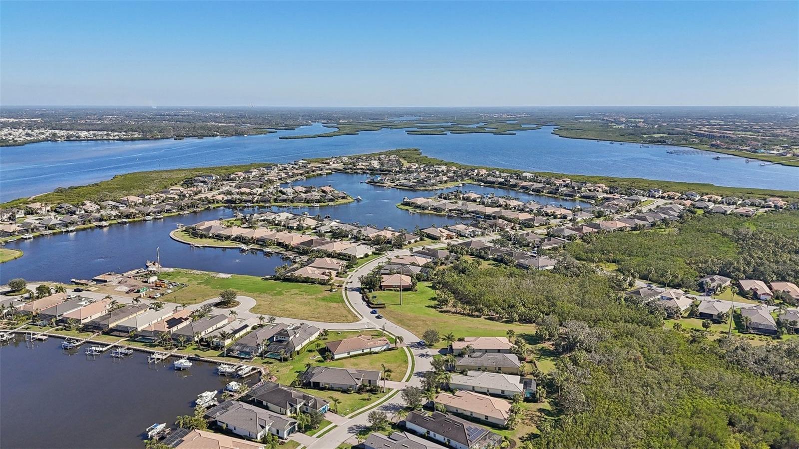 Image 69 of 100 For 5060 Lake Overlook Avenue