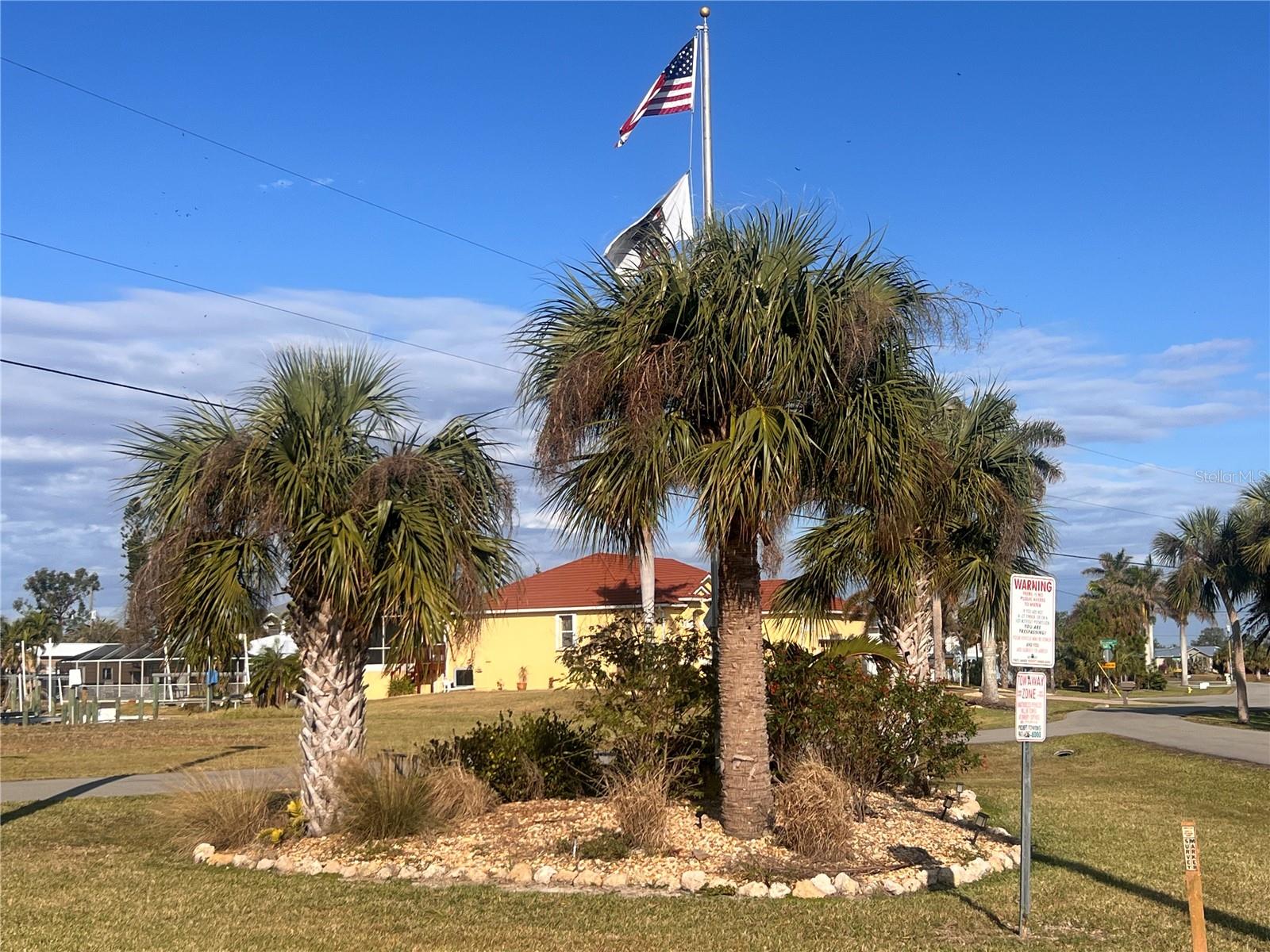 Image 11 of 15 For 24450 Yacht Club Boulevard