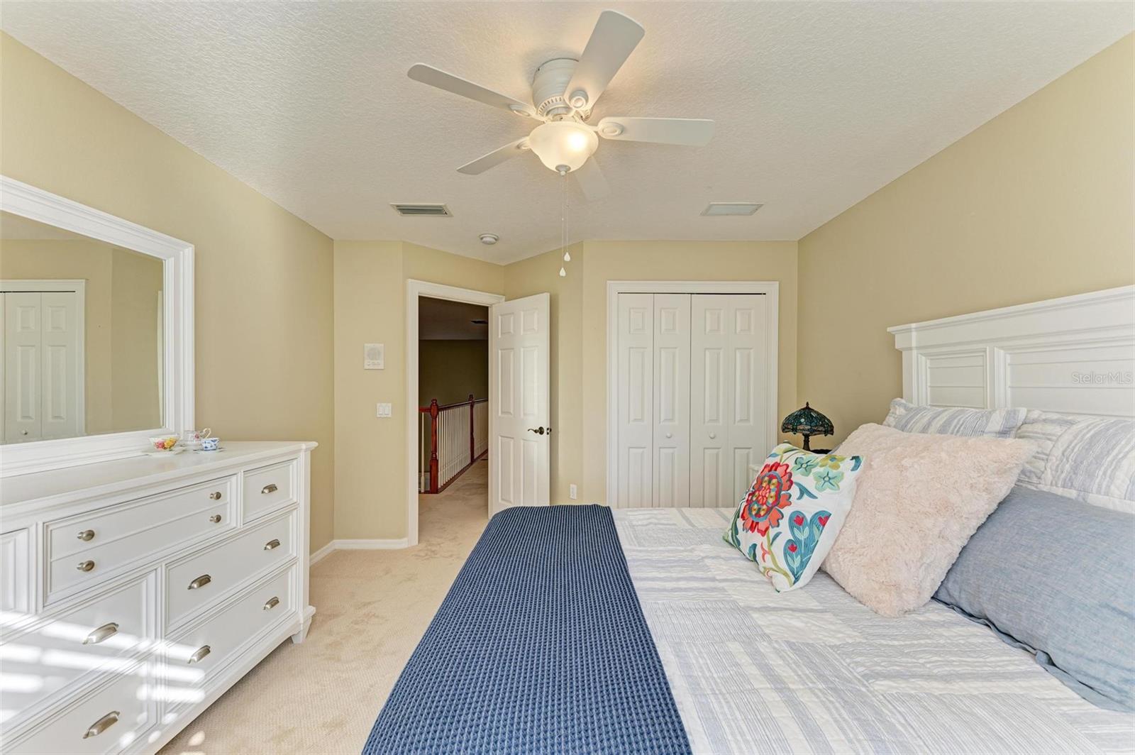 Listing photo id 49 for 14019 18th Place E