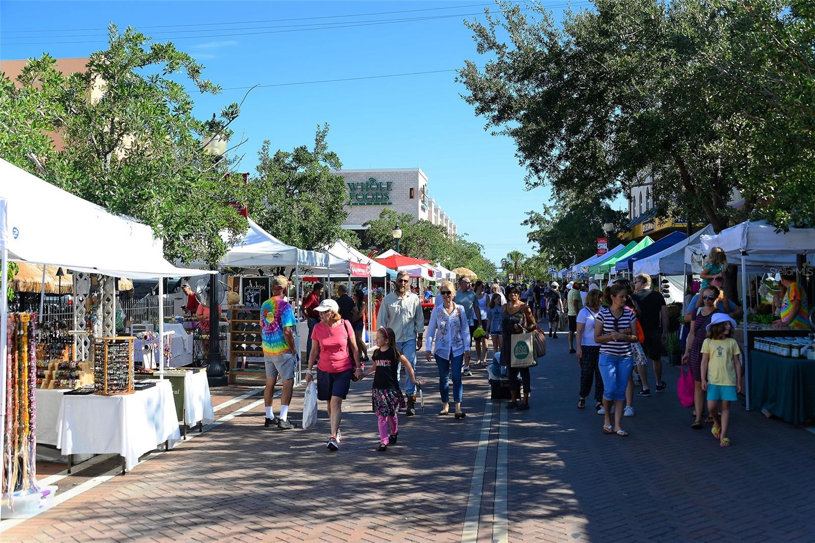 Image 53 of 54 For 2828 Grand Cayman Street