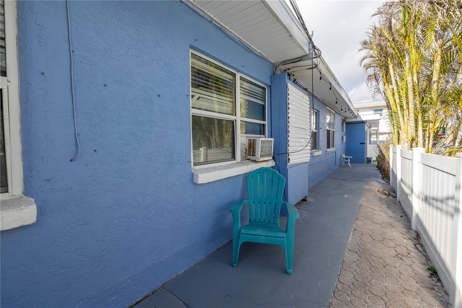 Listing photo id 22 for 104 23rd Street