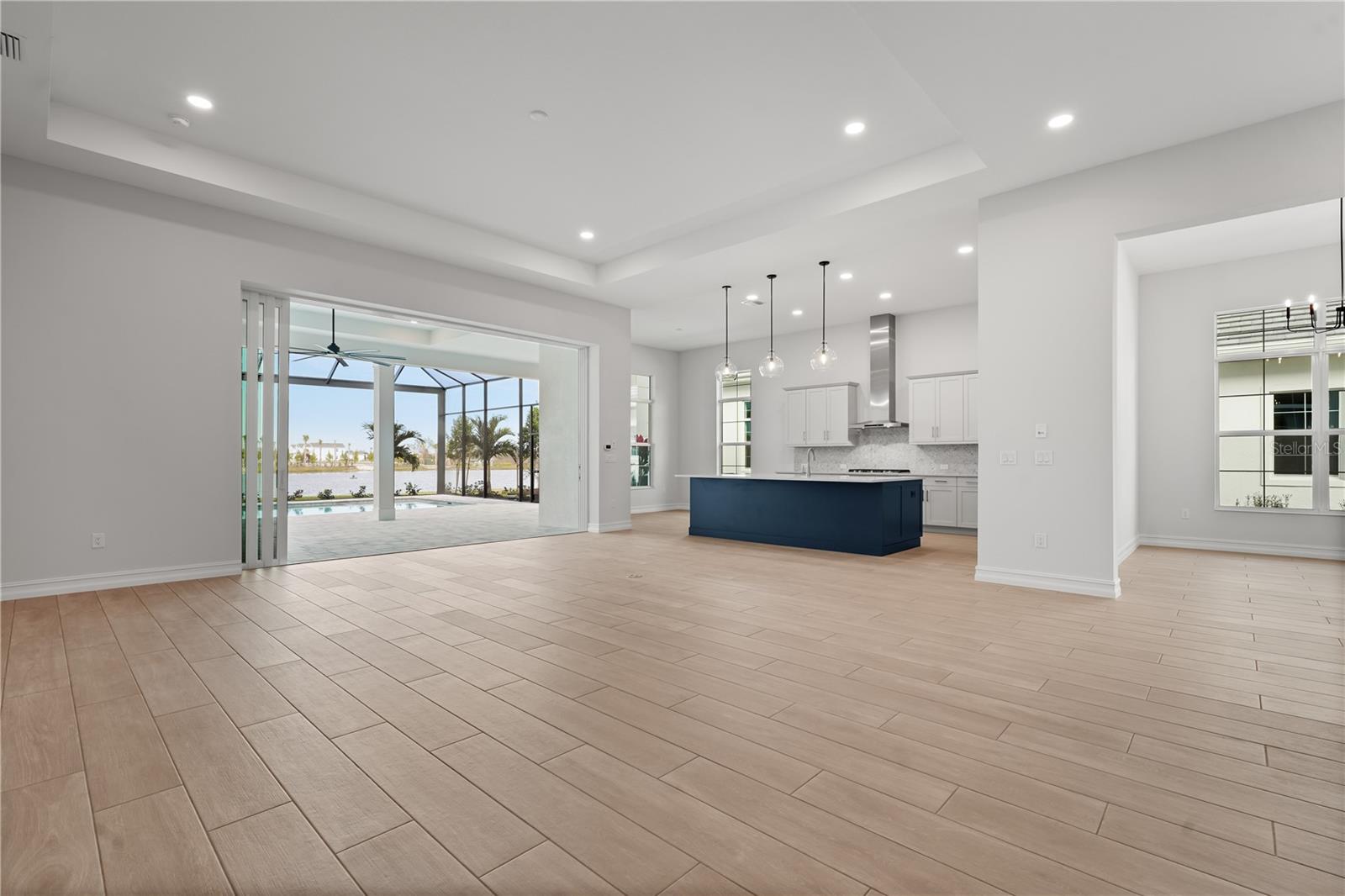 Image 15 of 100 For 8328 Sea Glass Court