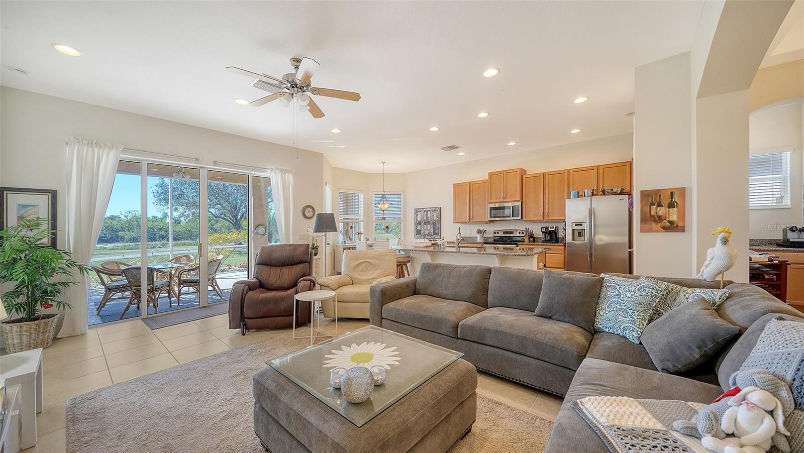 Image 7 of 40 For 322 Siena Vista Place