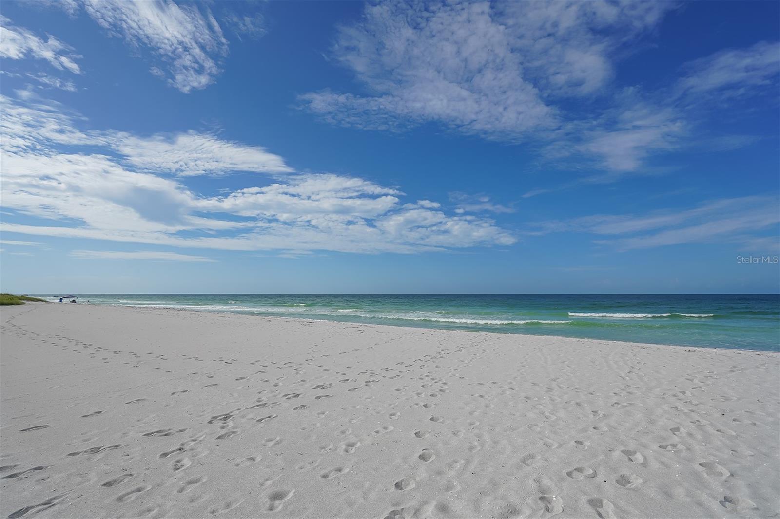 Image 46 of 60 For 3240 Gulf Of Mexico Drive B504