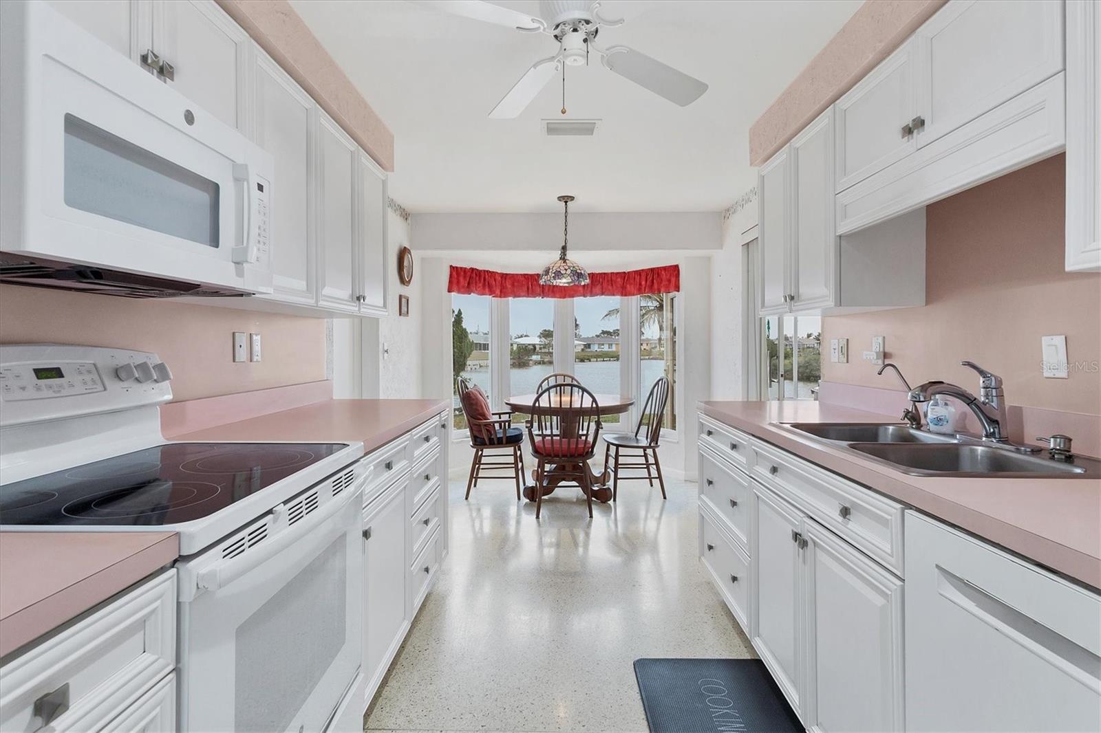 Image 8 of 31 For 2271 Sandlewood Drive