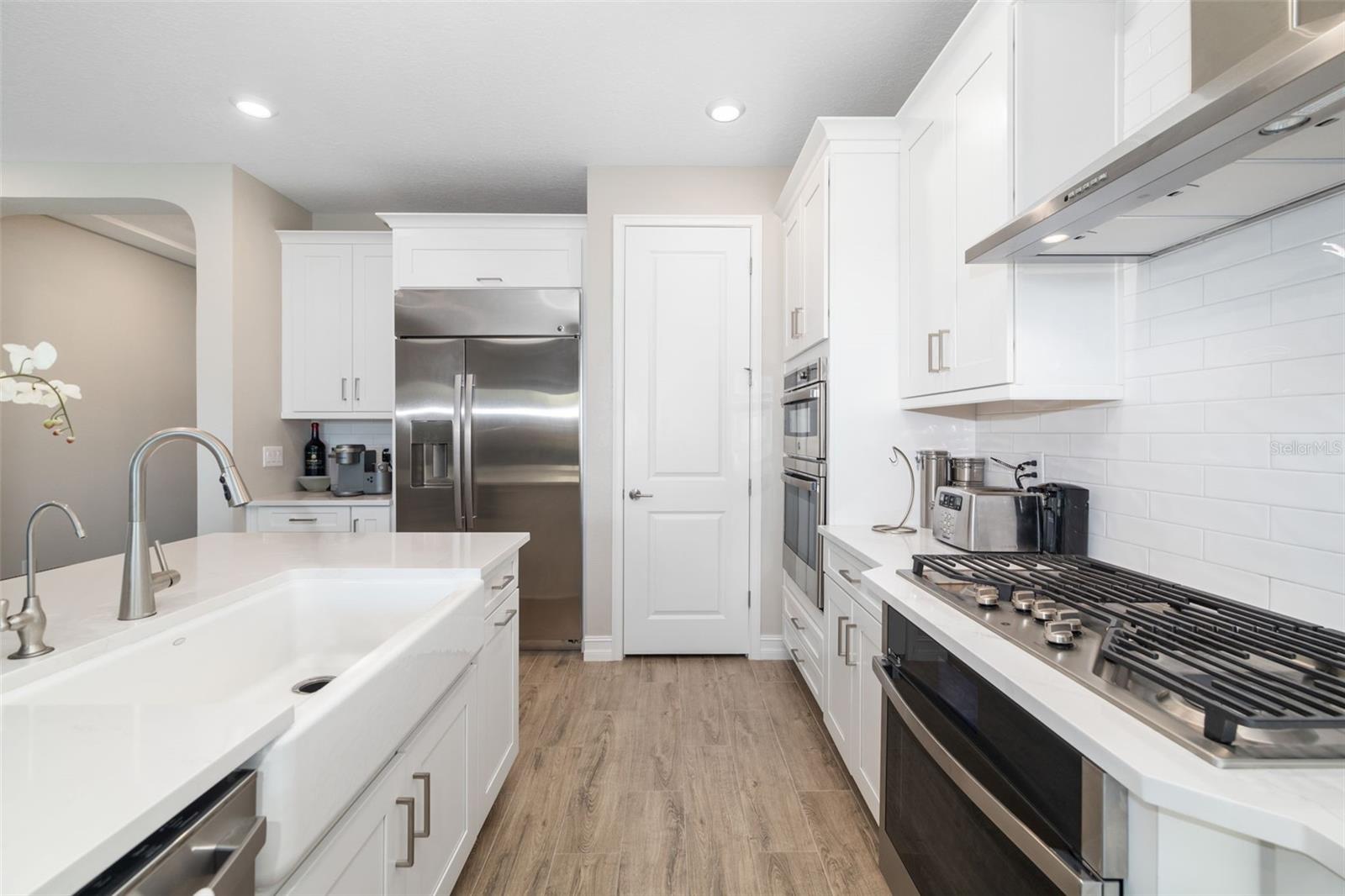 Image 12 of 58 For 1901 6th Street E