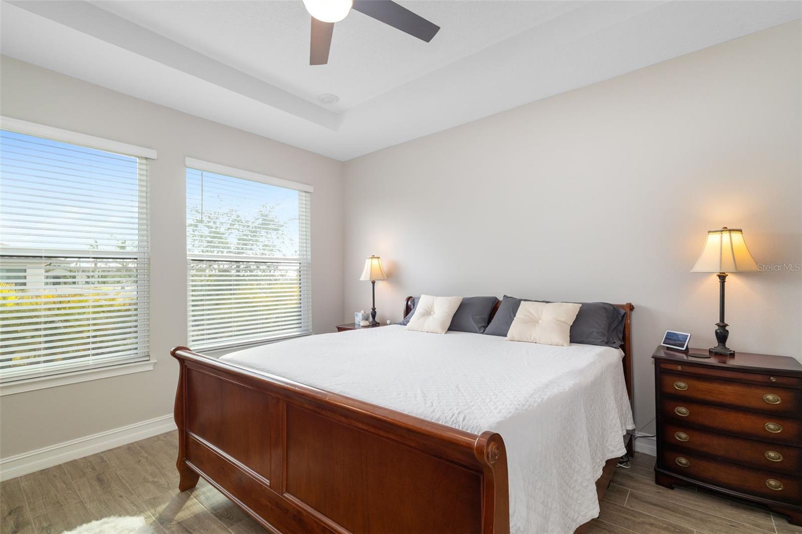 Image 20 of 58 For 1901 6th Street E