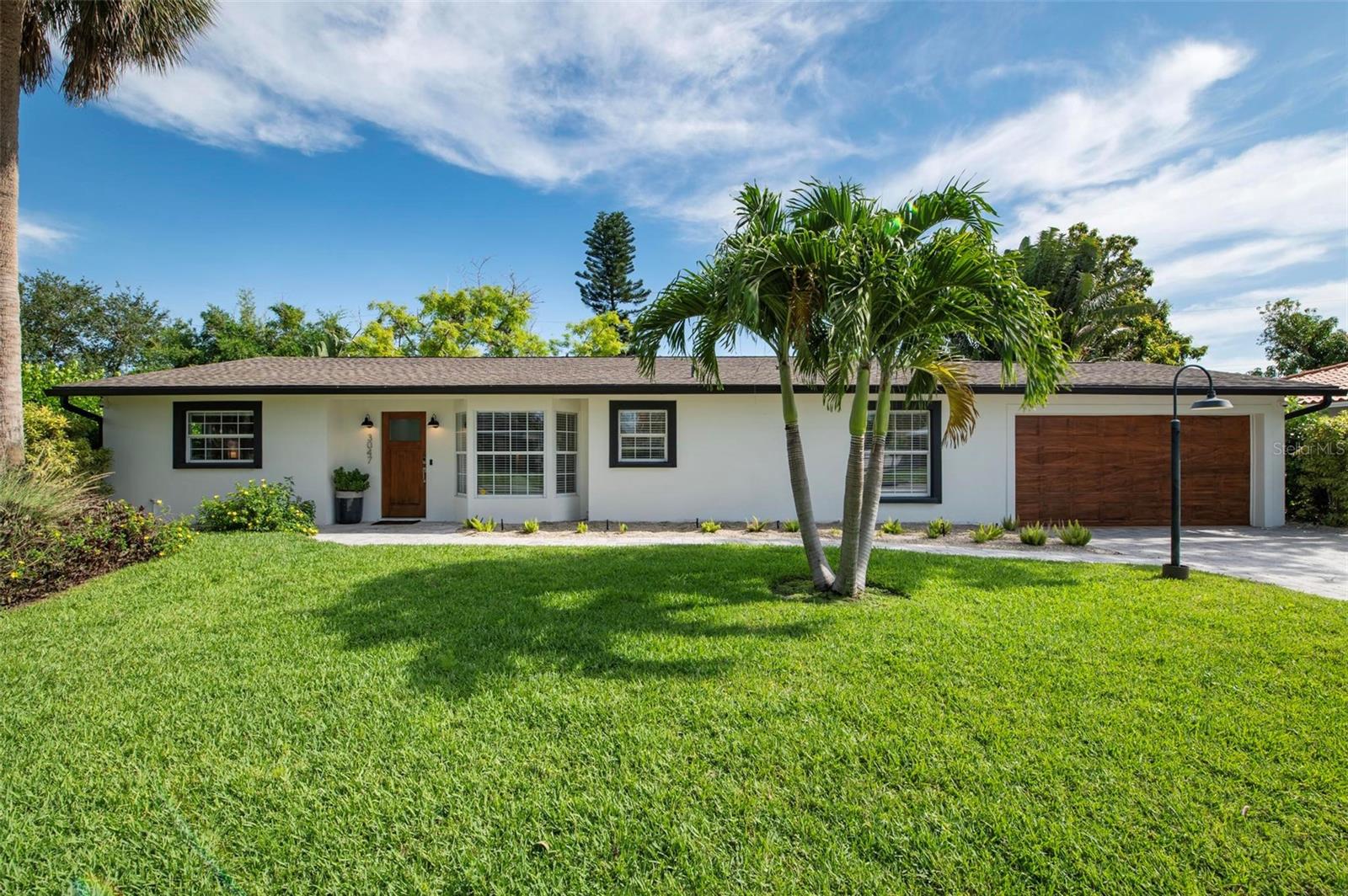 Details for 3047 Bougainvillea Street, SARASOTA, FL 34239