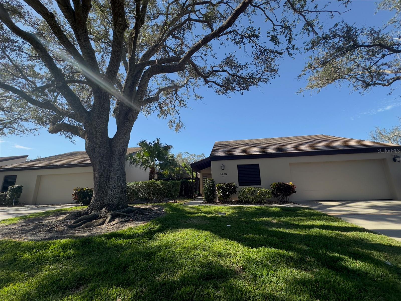 Details for 3725 Glen Oaks Manor Drive, SARASOTA, FL 34232