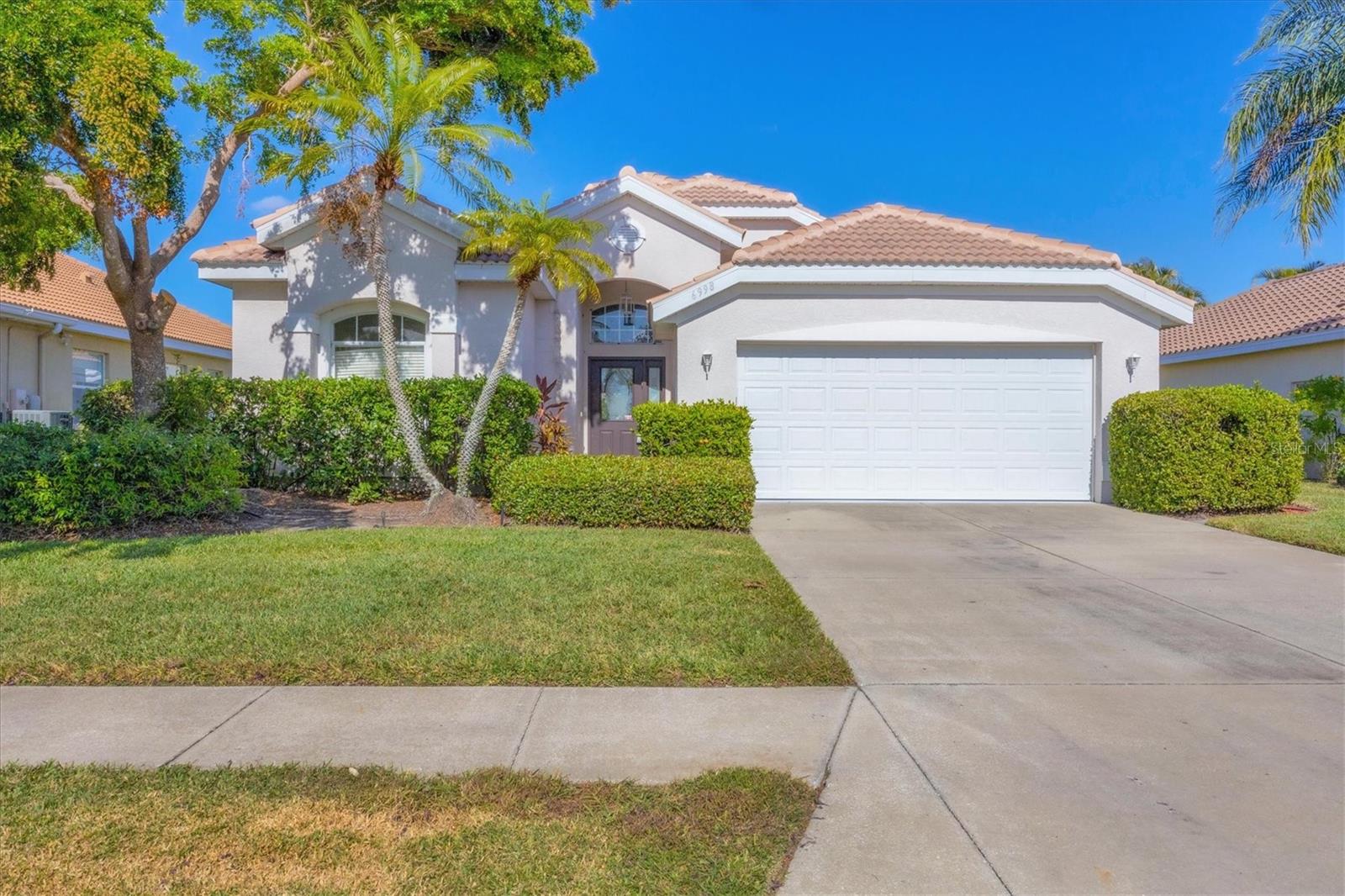 Details for 6998 Superior Street Circle, SARASOTA, FL 34243