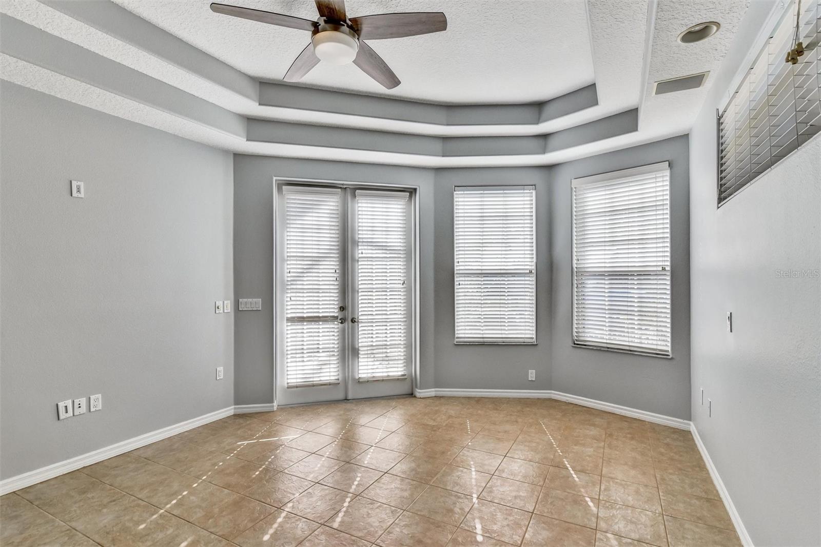 Image 19 of 61 For 4708 Clipper Drive