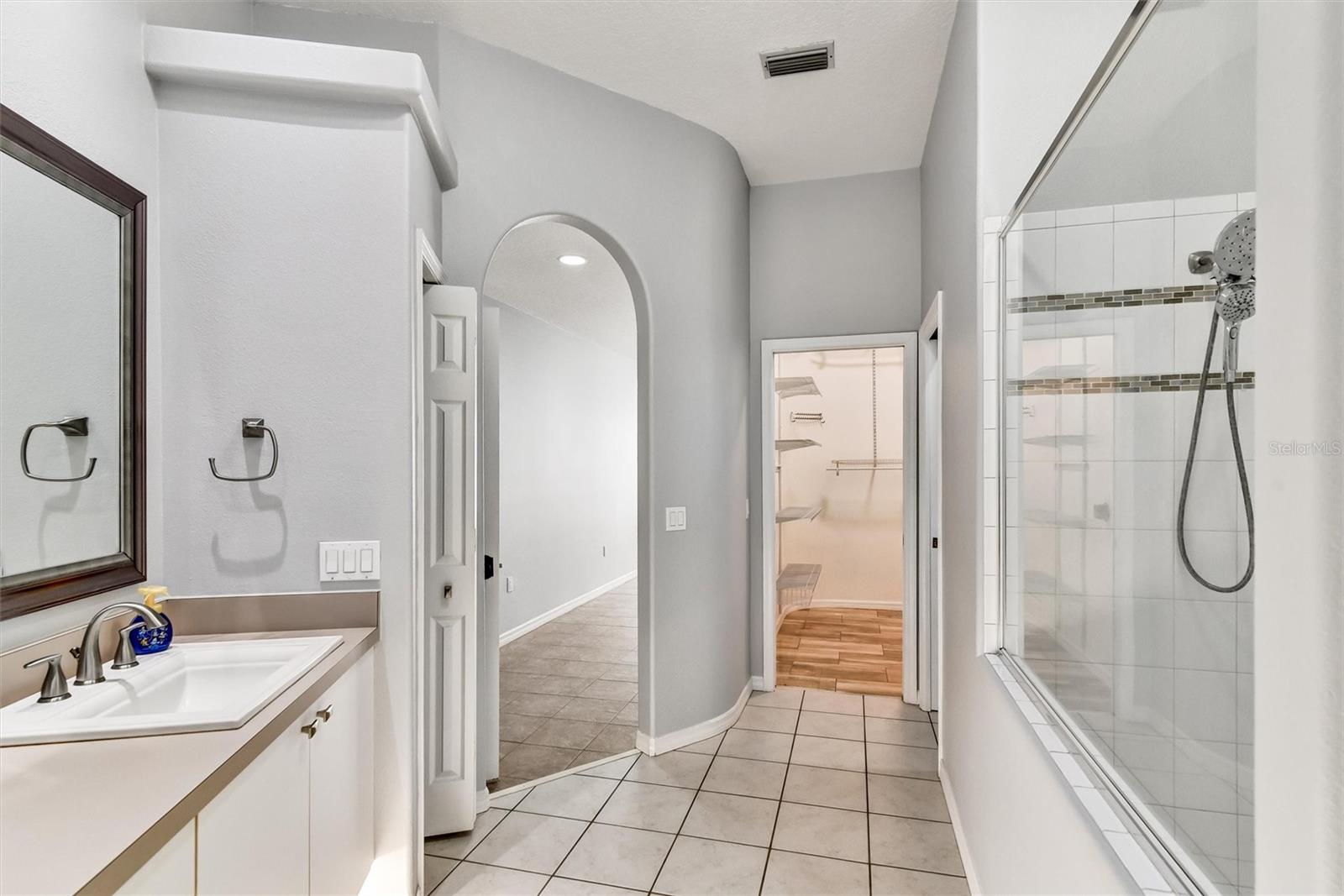 Image 21 of 61 For 4708 Clipper Drive