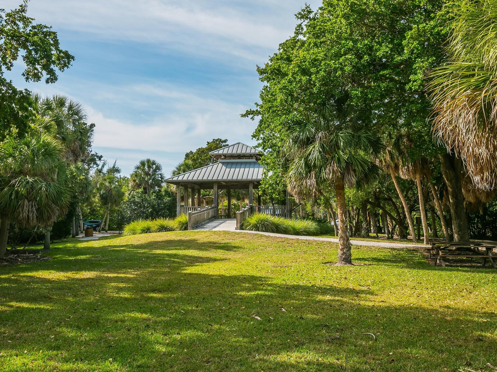 Image 36 of 47 For 6549 Gulf Of Mexico Drive