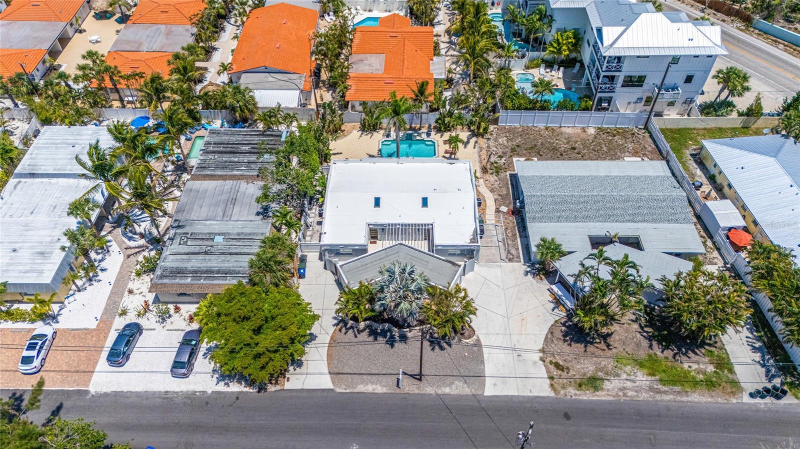 Image 61 of 78 For 1123 Crescent Street 1123-1125