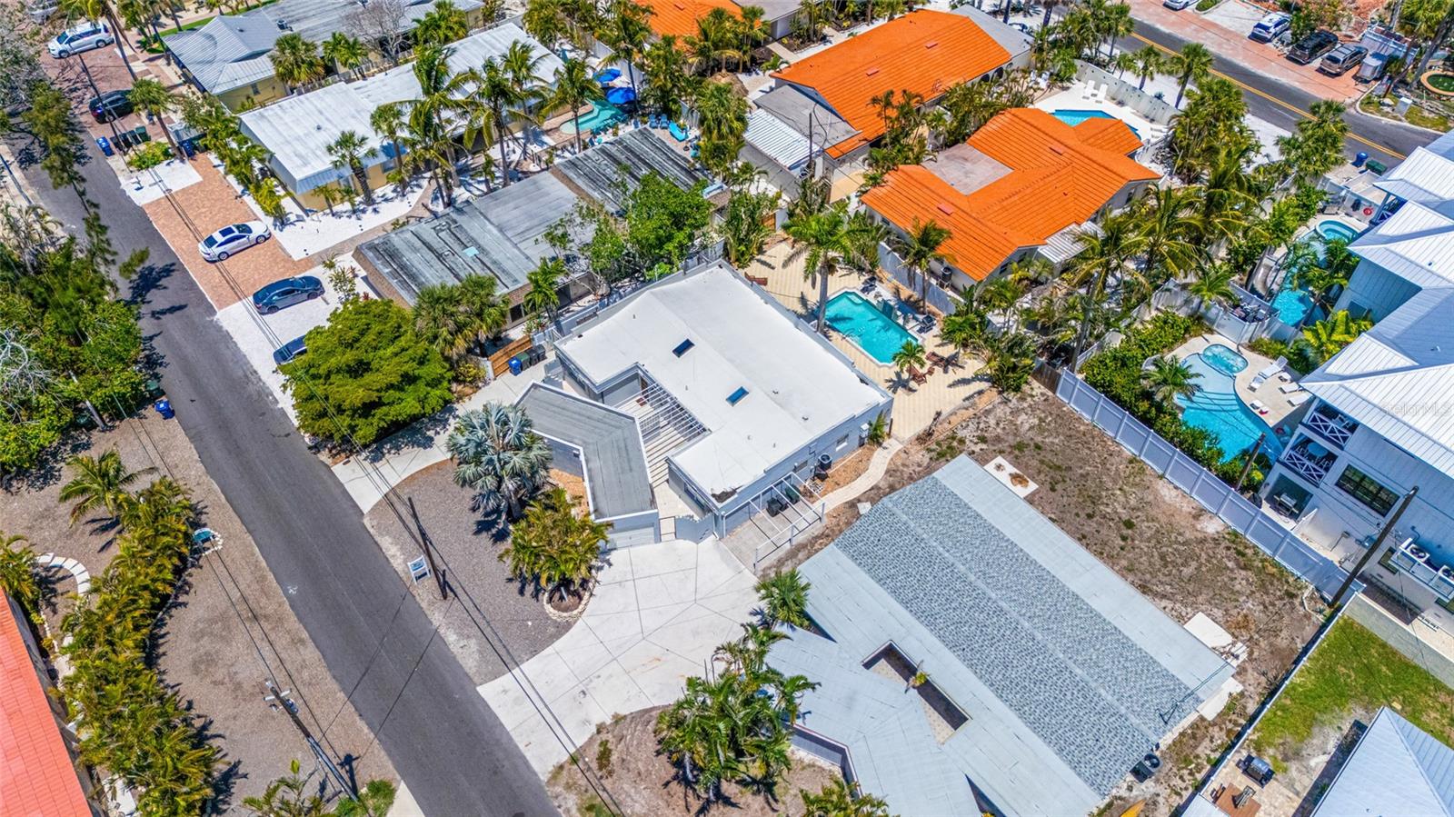 Image 62 of 78 For 1123 Crescent Street 1123-1125