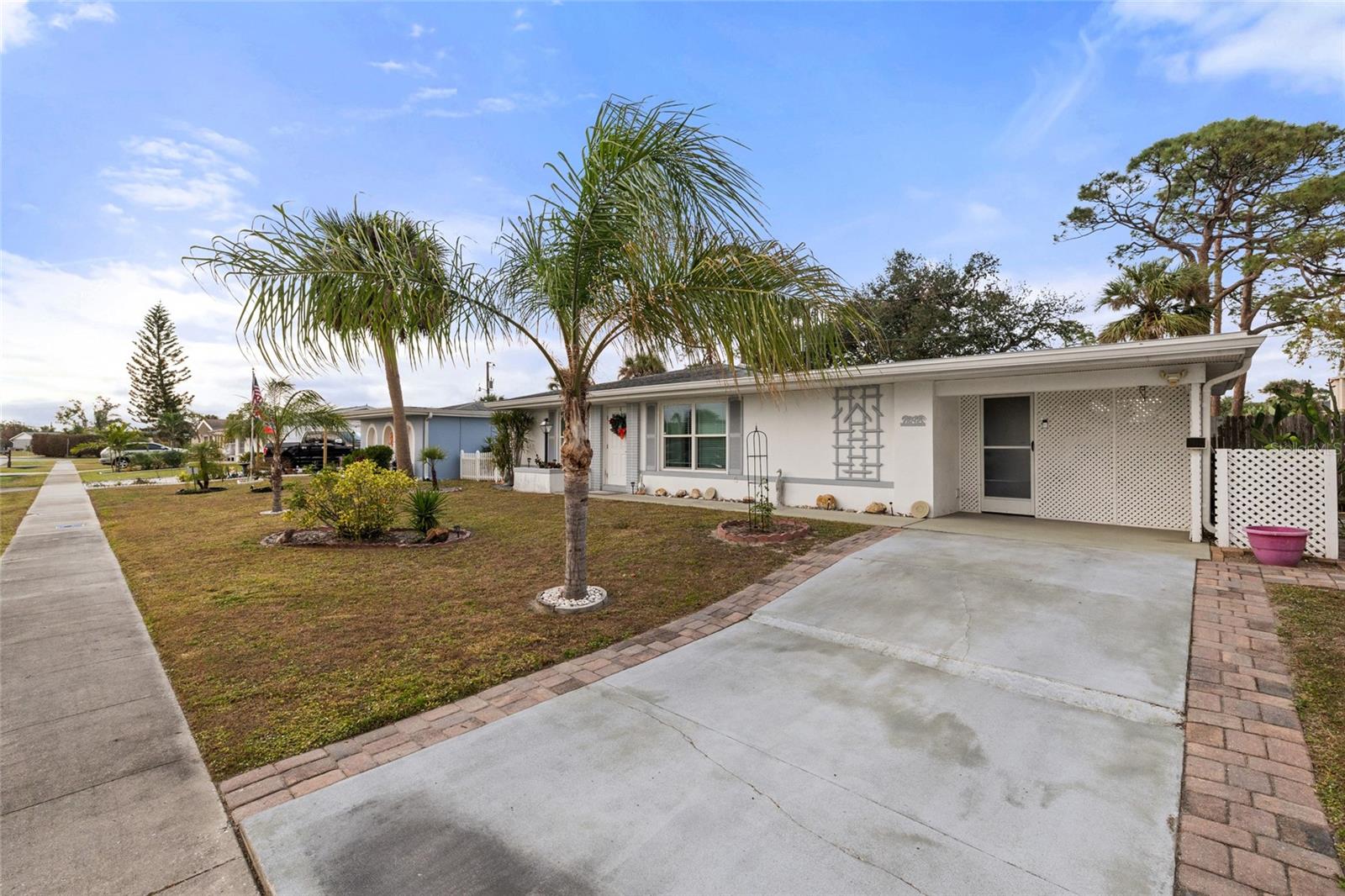 Image 4 of 34 For 8142 Coco Solo Avenue
