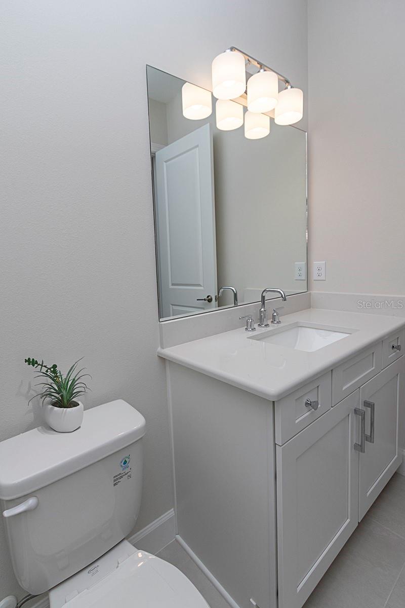 Image 44 of 93 For 16415 Isola Place