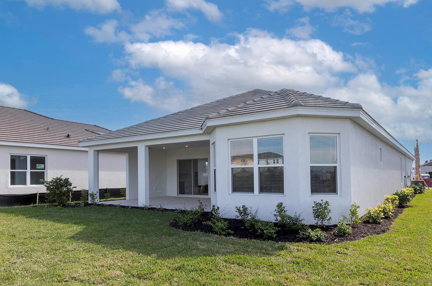 Image 53 of 93 For 16415 Isola Place