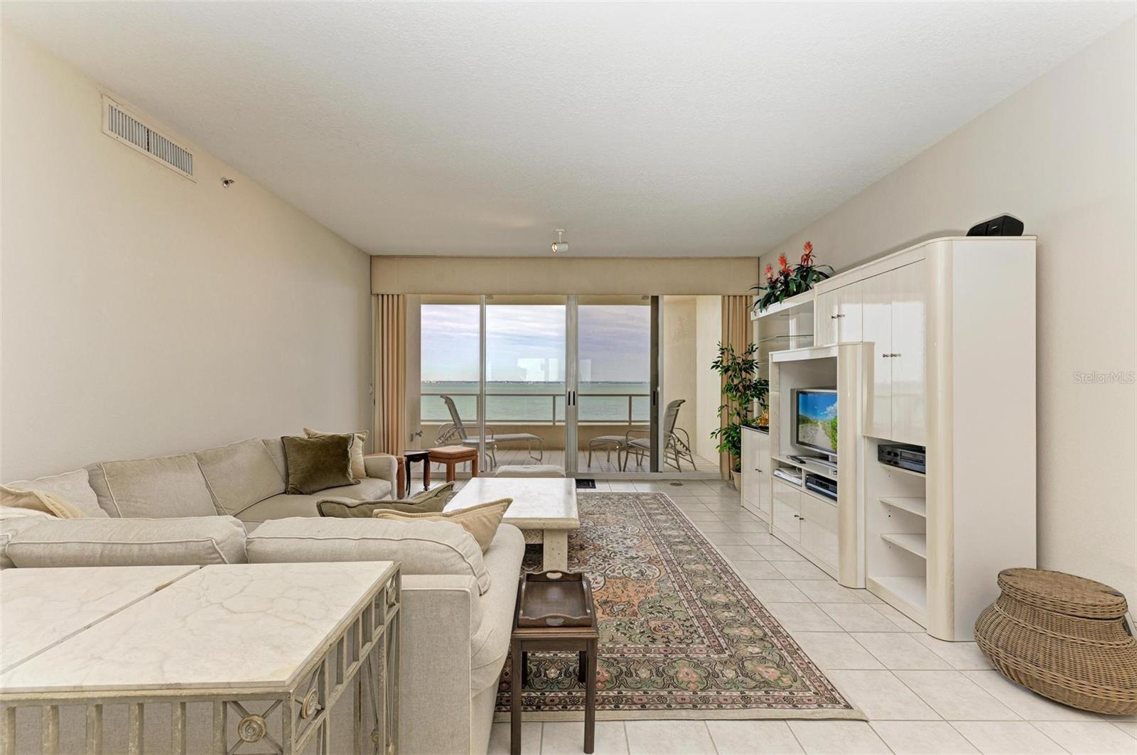 Image 11 of 61 For 3080 Grand Bay Boulevard 544