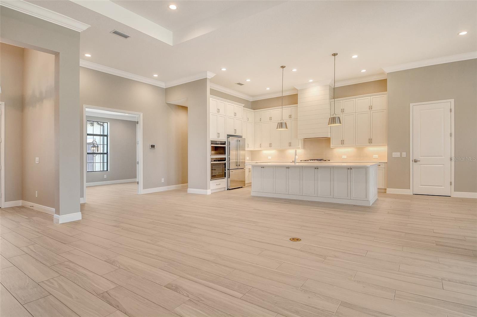 Image 9 of 56 For 10612 Nicklaus Court