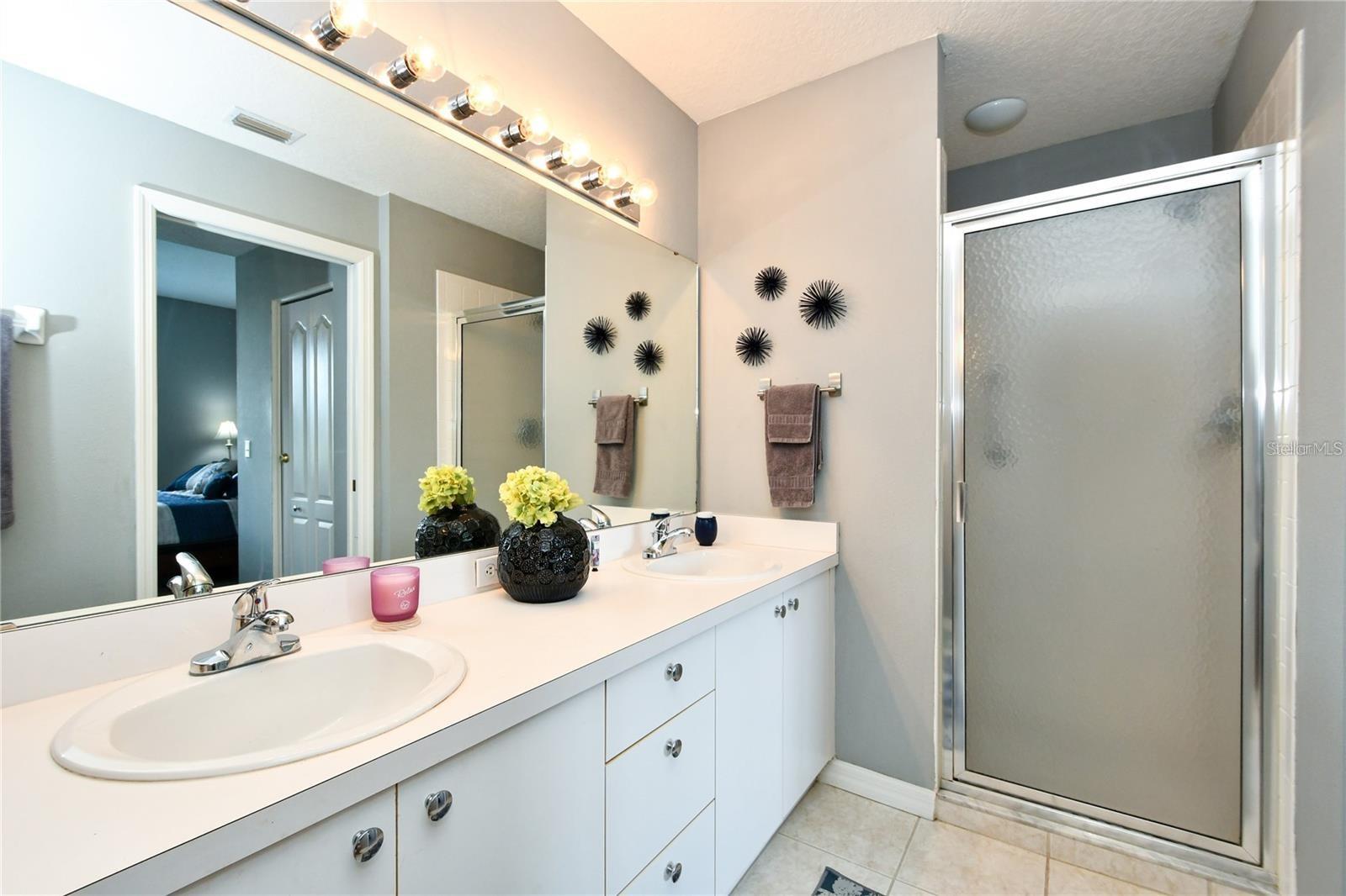 Image 17 of 41 For 5330 Hylands Hills Avenue 2312