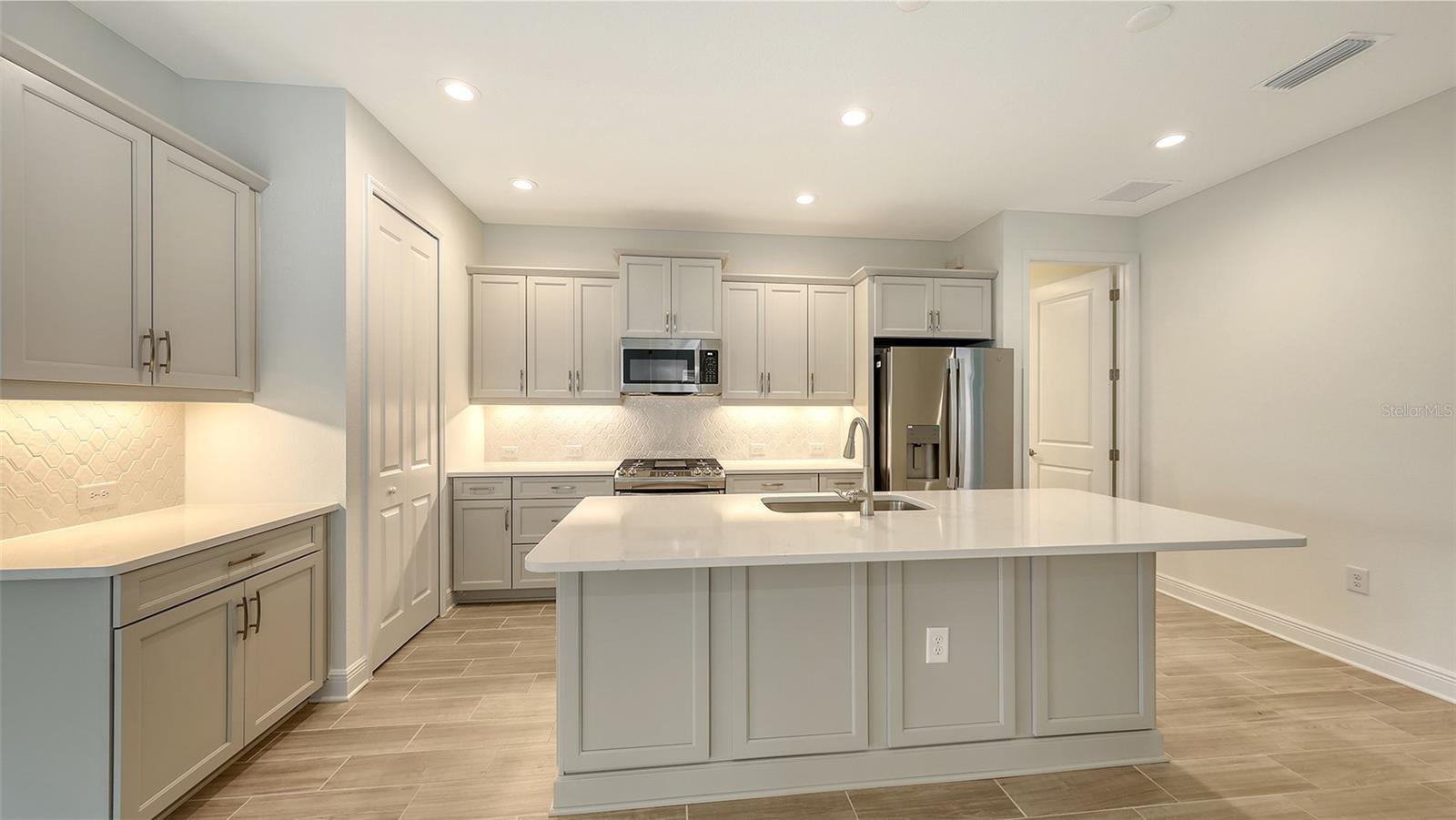 Image 10 of 44 For 12649 Palatka Drive